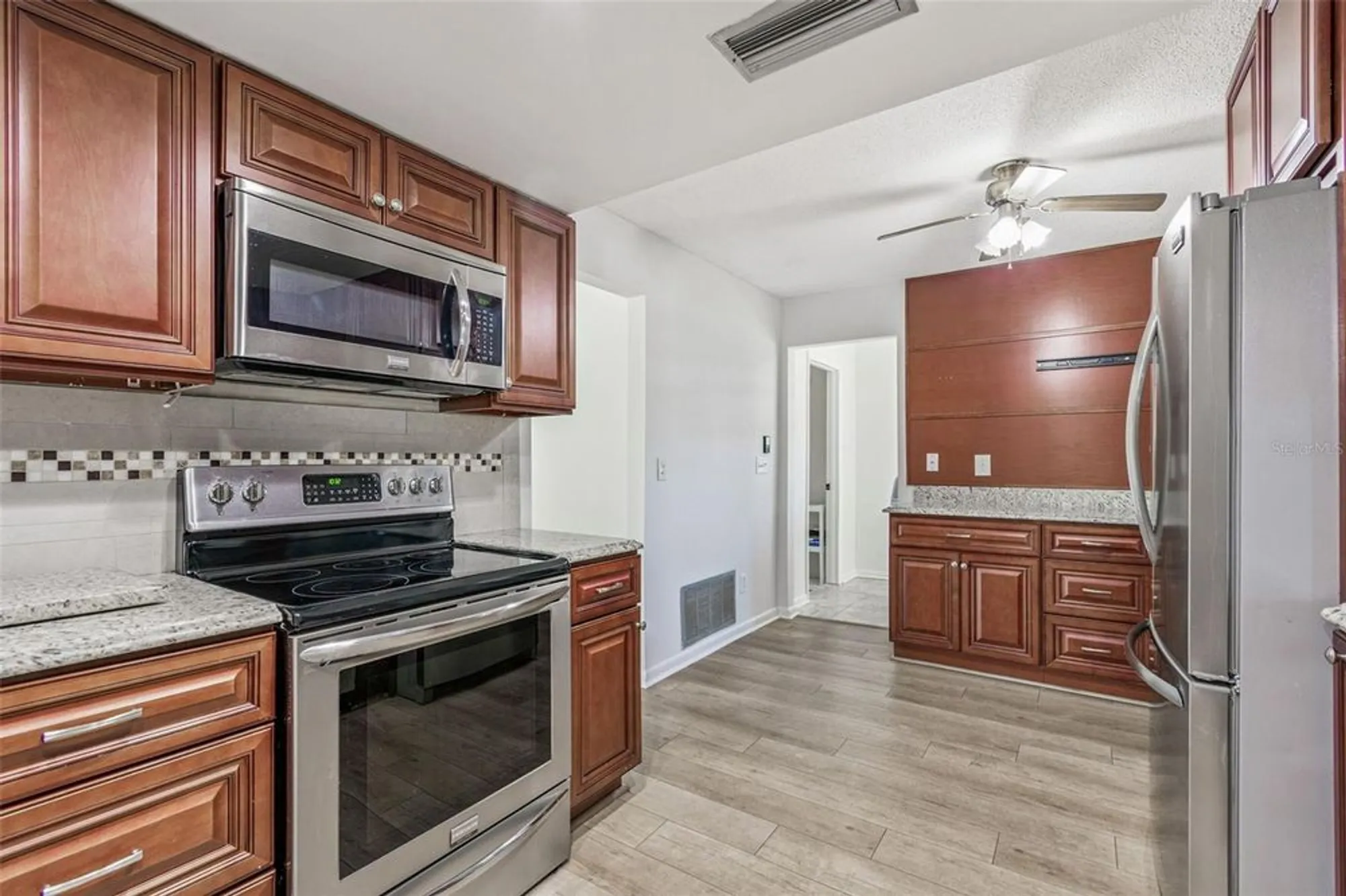 Property Slideshow image 10 of 42 | 9500 mainlands blvd w # 1-a, Pinellas Park, FL, 33782