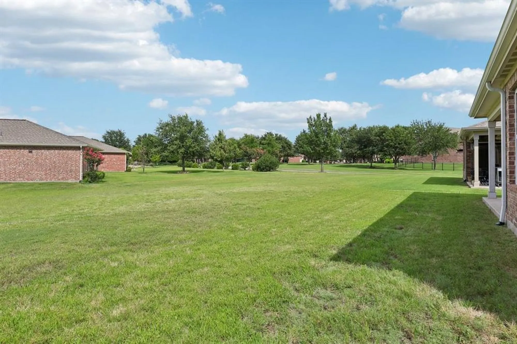 Property Slideshow image 35 of 36 | 7850 estancia dr, Frisco, TX, 75036