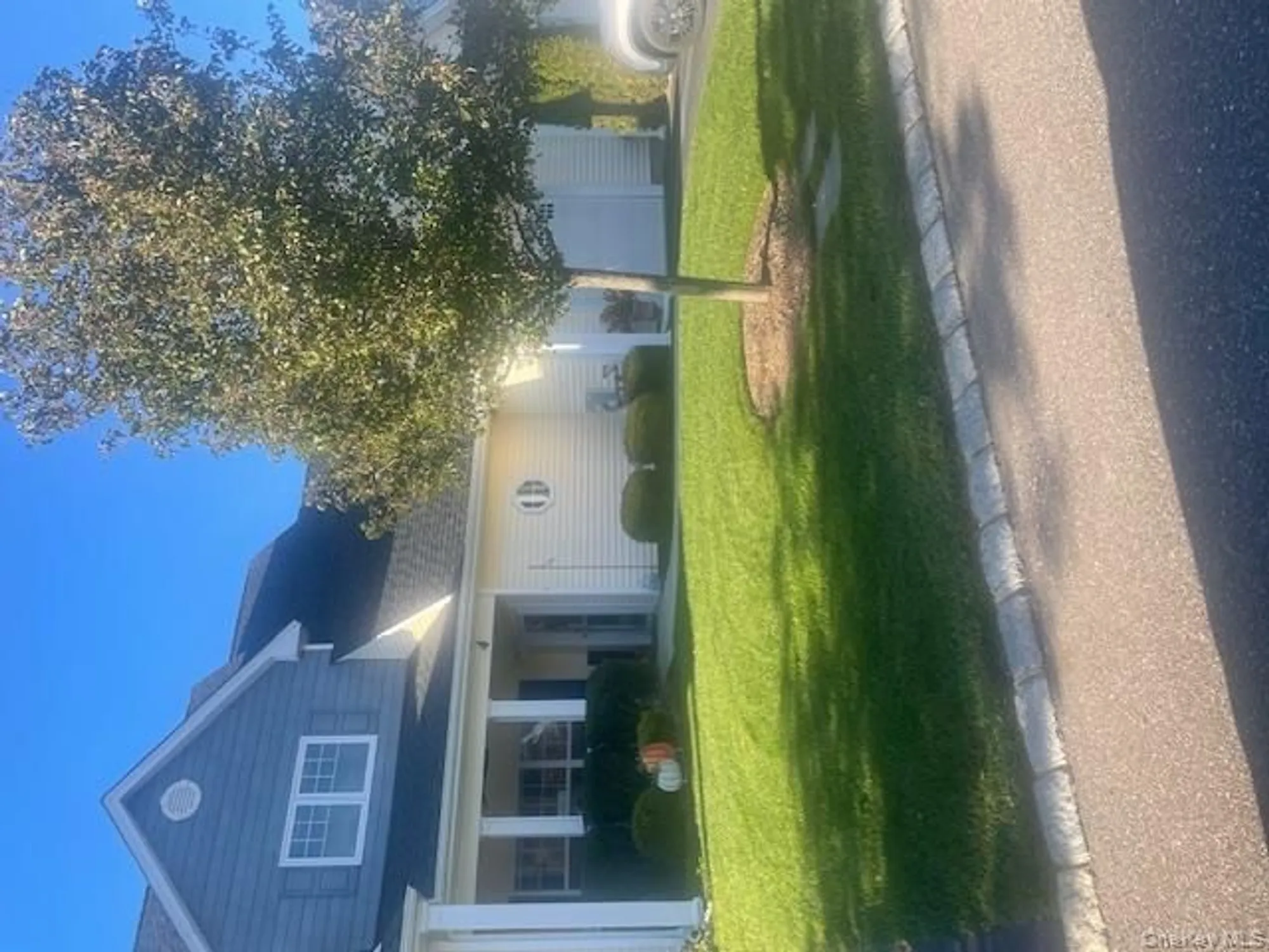 Property Slideshow image 1 of 1 | 4 haverton ct, Riverhead, NY, 11901