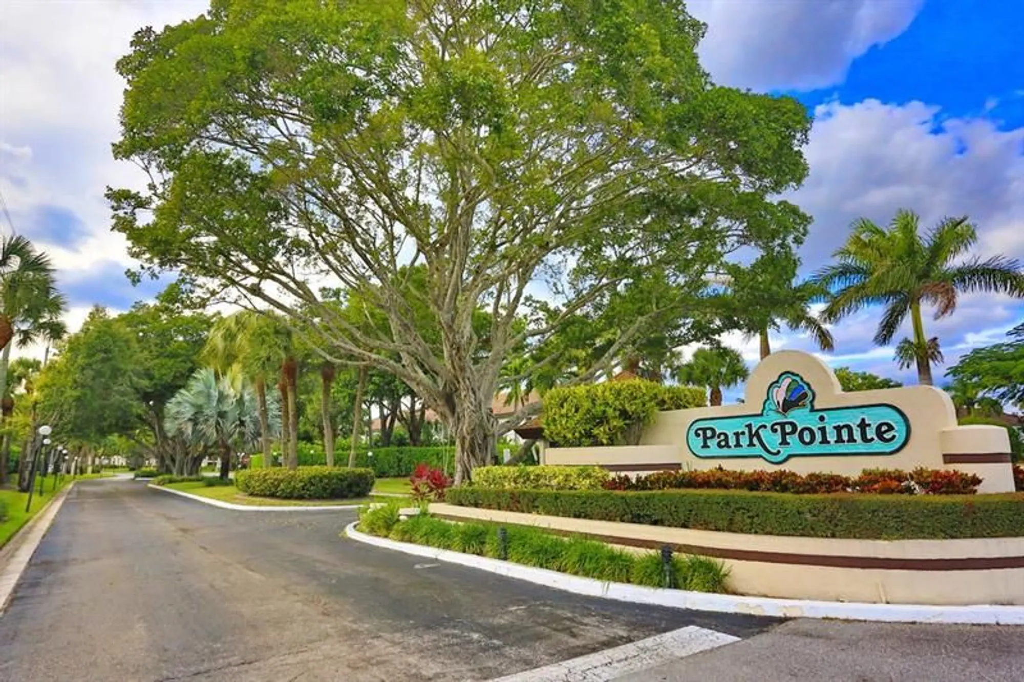 Property Slideshow image 3 of 52 | 3409 jog park dr # 3409, Greenacres, FL, 33467