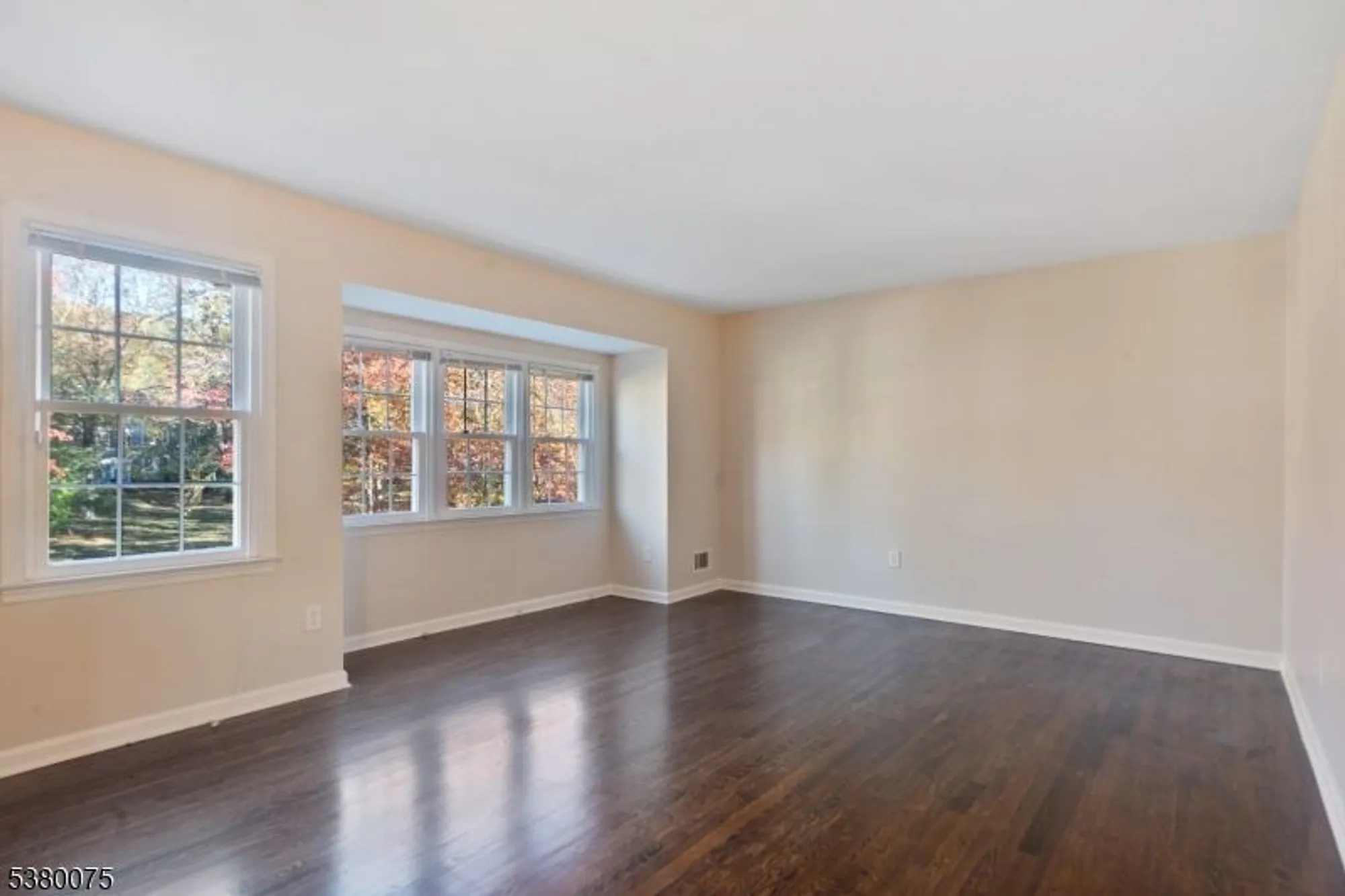 Property Slideshow image 25 of 40 | 16 galway dr, Mendham, NJ, 07945