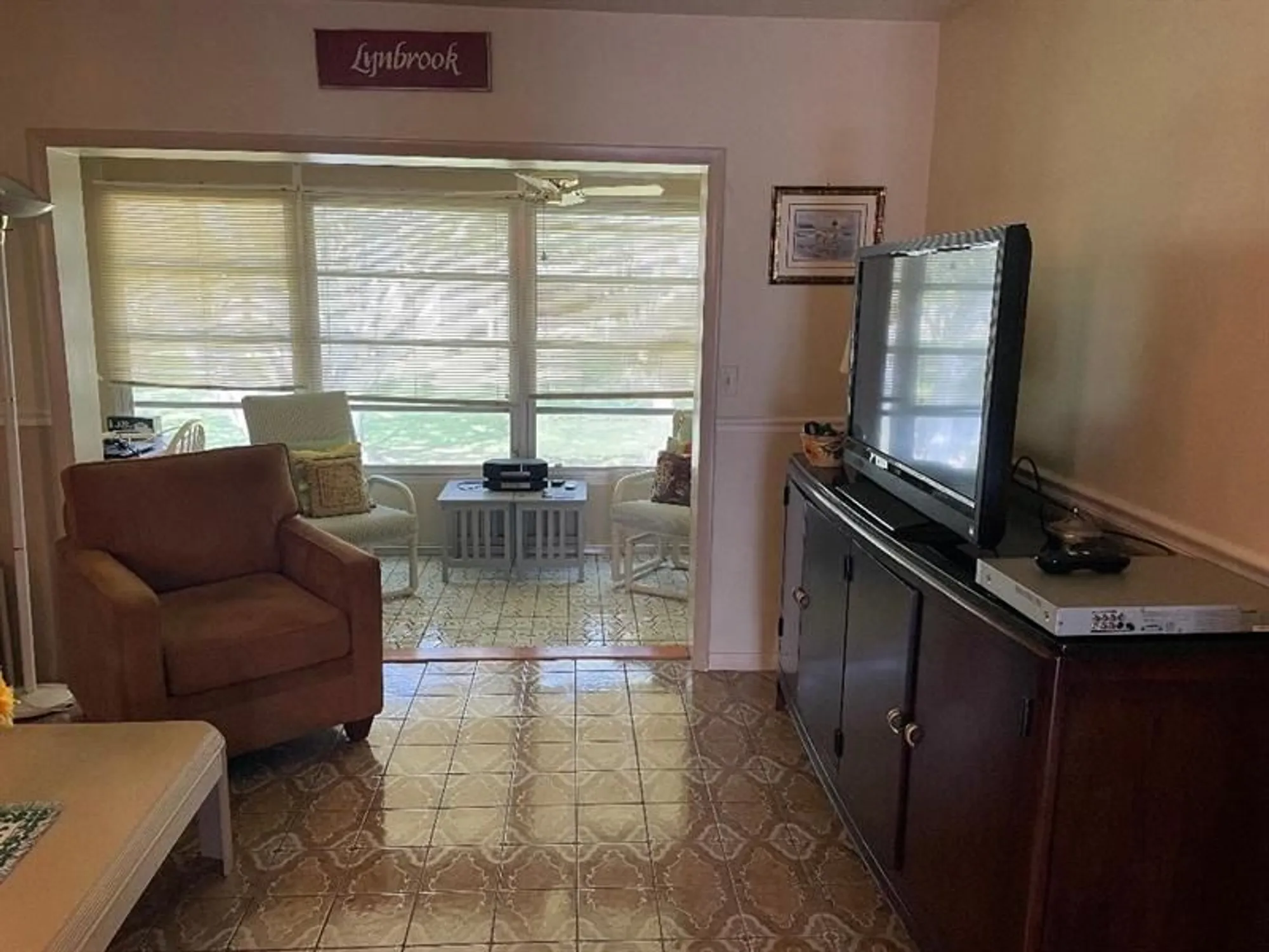 Property Slideshow image 7 of 25 | 7410 nw 1st st 202, Margate, FL, 33063