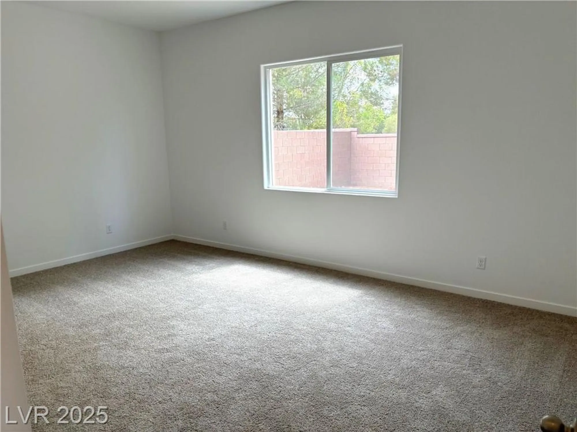 Property Slideshow image 21 of 31 | 5699 e victoria falls dr, Pahrump, NV, 89061