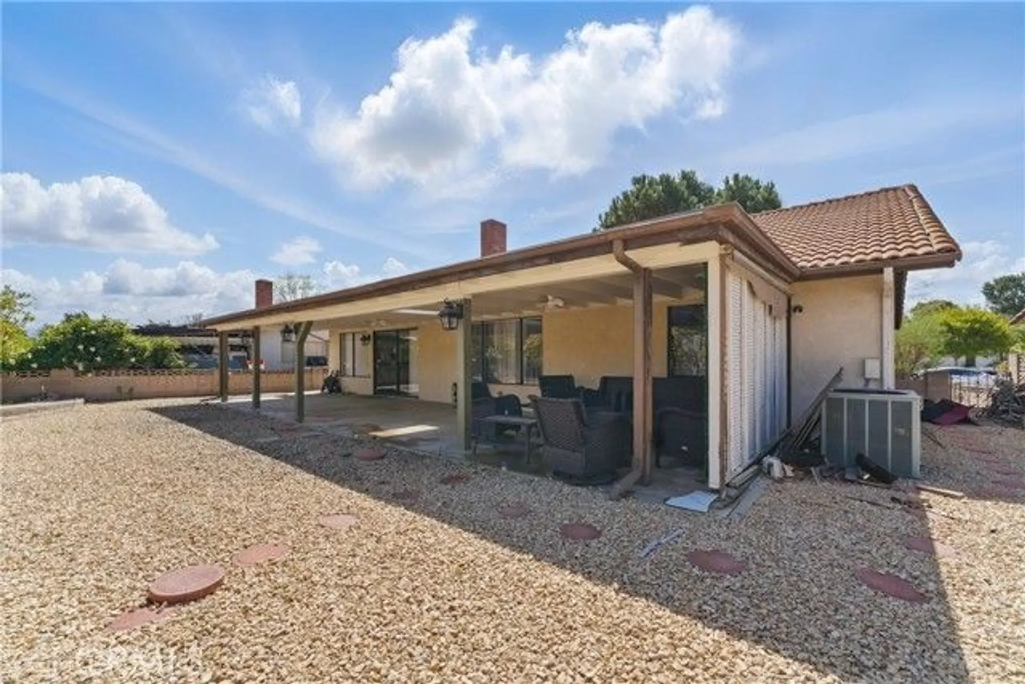 Property Slideshow image 33 of 36 | 2250 redwood dr, Hemet, CA, 92545