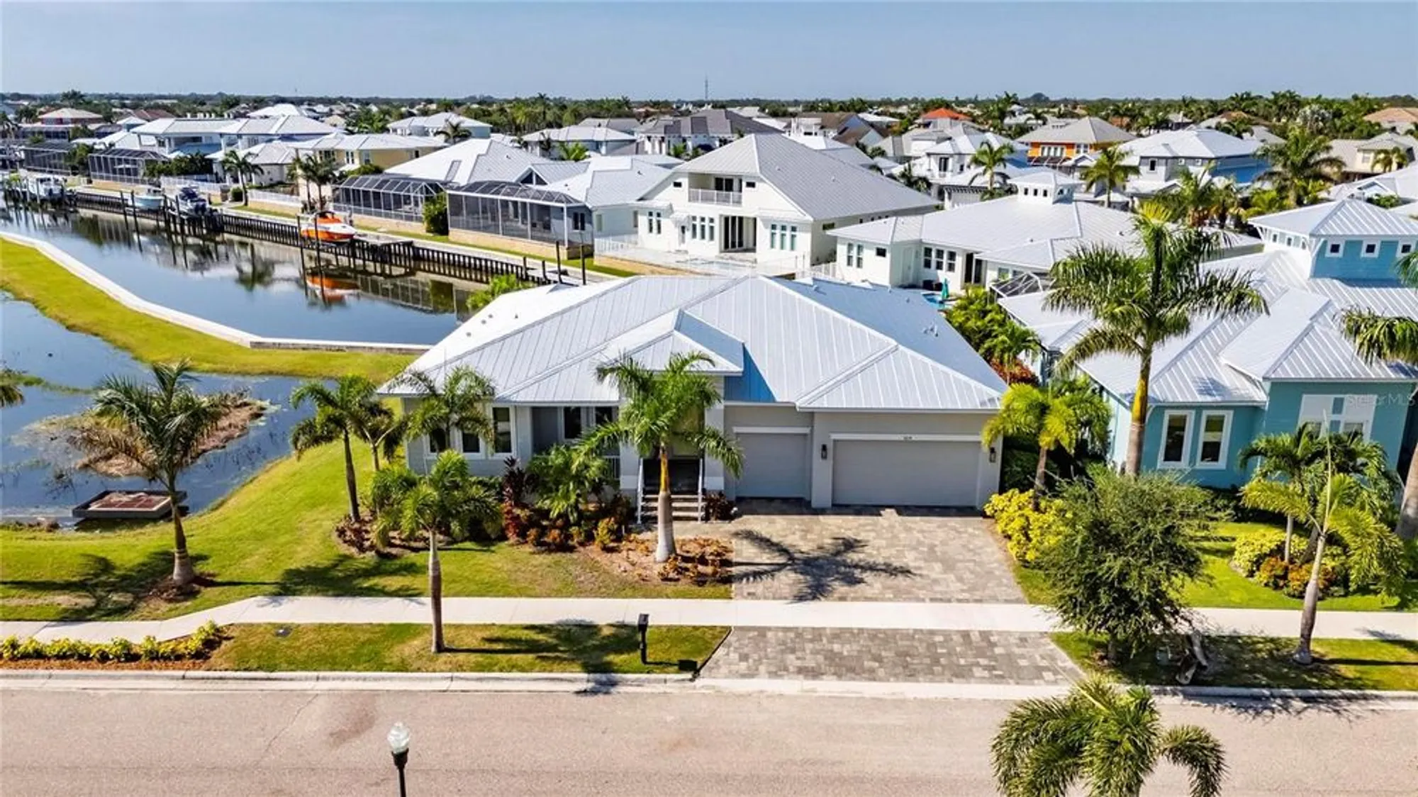 Property Slideshow image 70 of 91 | 614 pinckney dr, Apollo Beach, FL, 33572