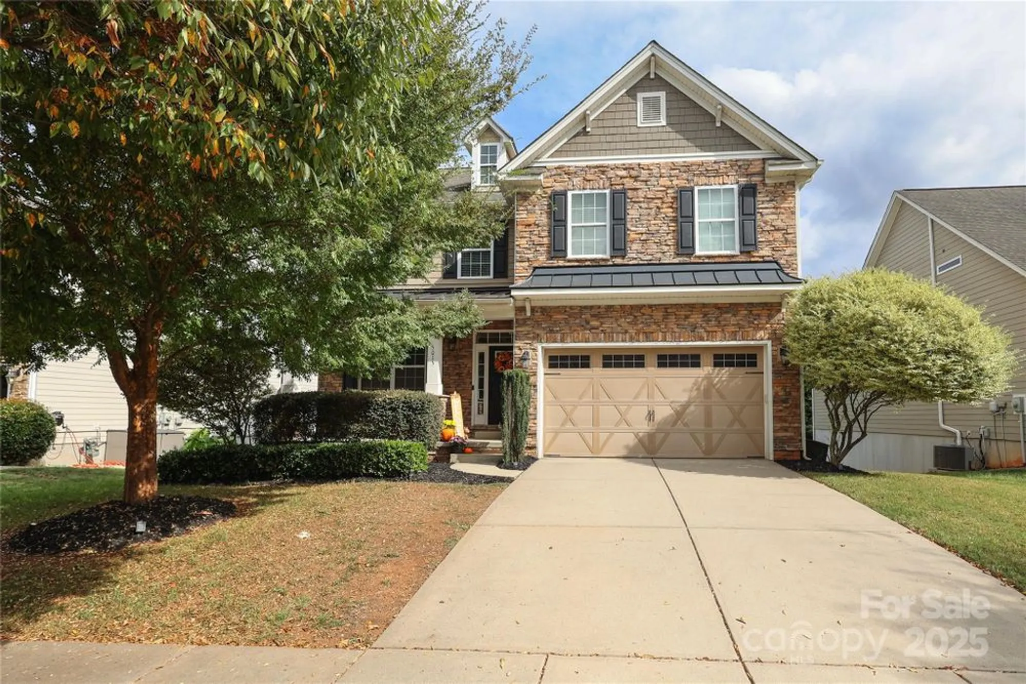 Property Slideshow image 1 of 46 | 5015 el molino dr, Charlotte, NC, 28214