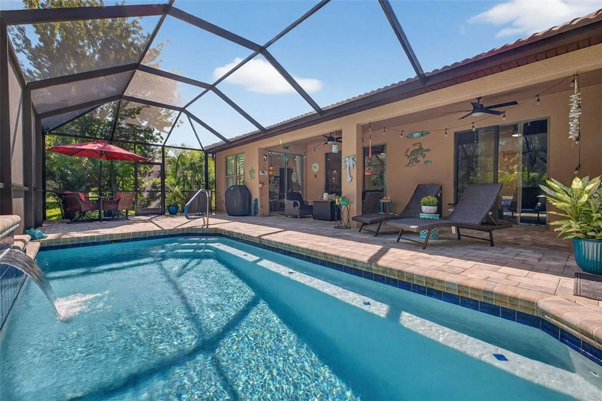 Property Slideshow image 38 of 55 | 359 laurel falls dr, Apollo Beach, FL, 33572