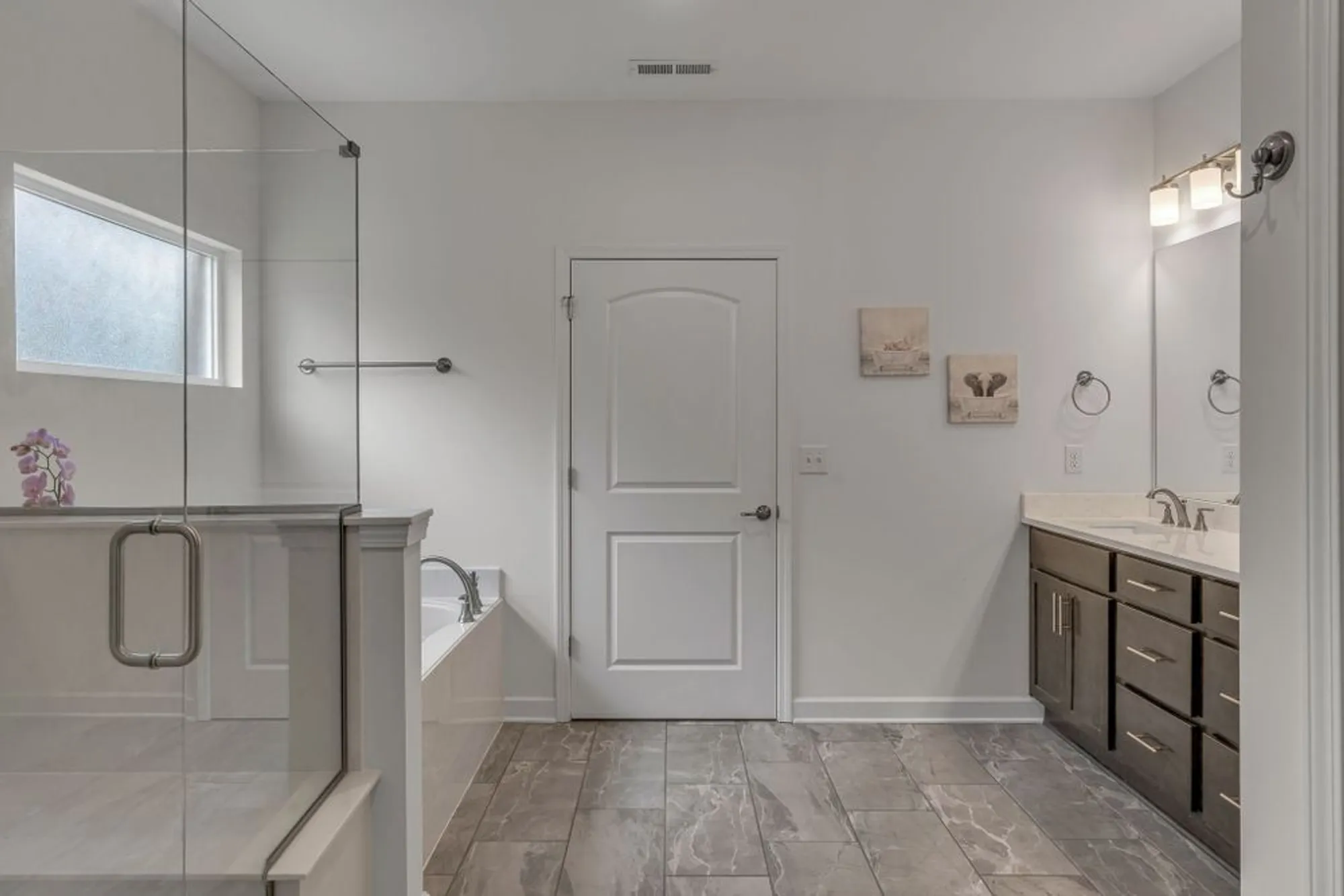 Property Slideshow image 19 of 56 | 6035 parkhaven blvd, Hermitage, TN, 37076