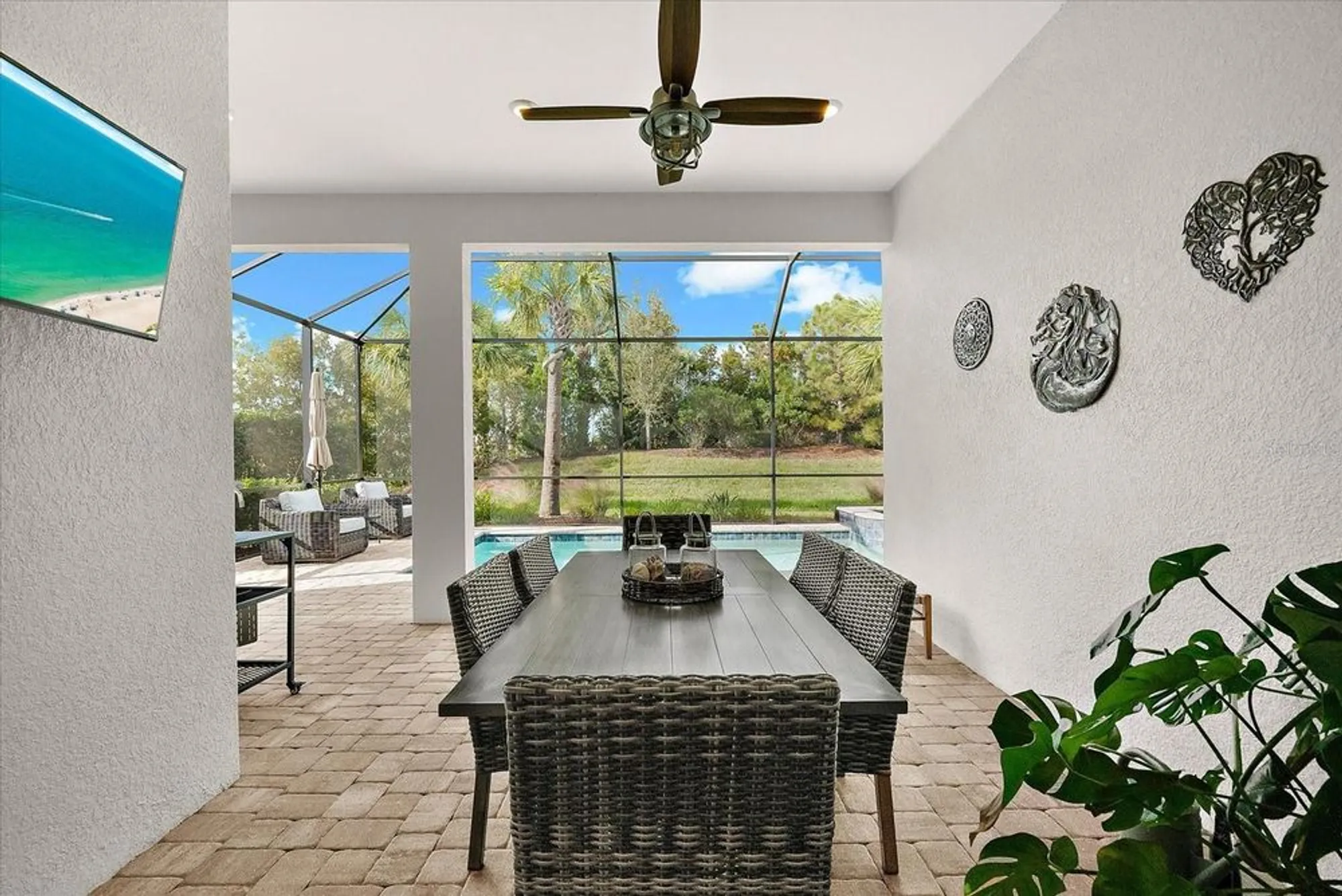 Property Slideshow image 34 of 100 | 7140 woodville cv, Bradenton, FL, 34202
