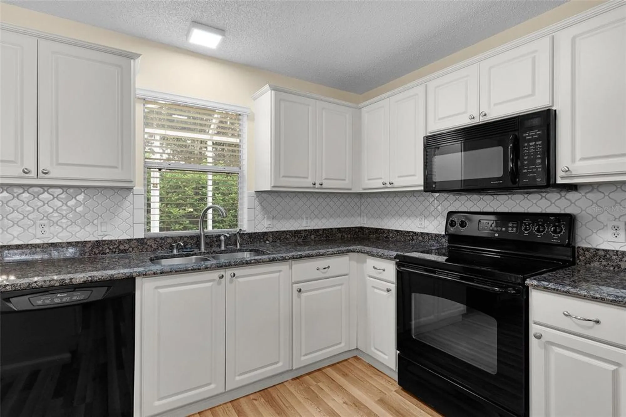 Property Slideshow image 10 of 55 | 1003 del mar dr, Lady Lake, FL, 32159