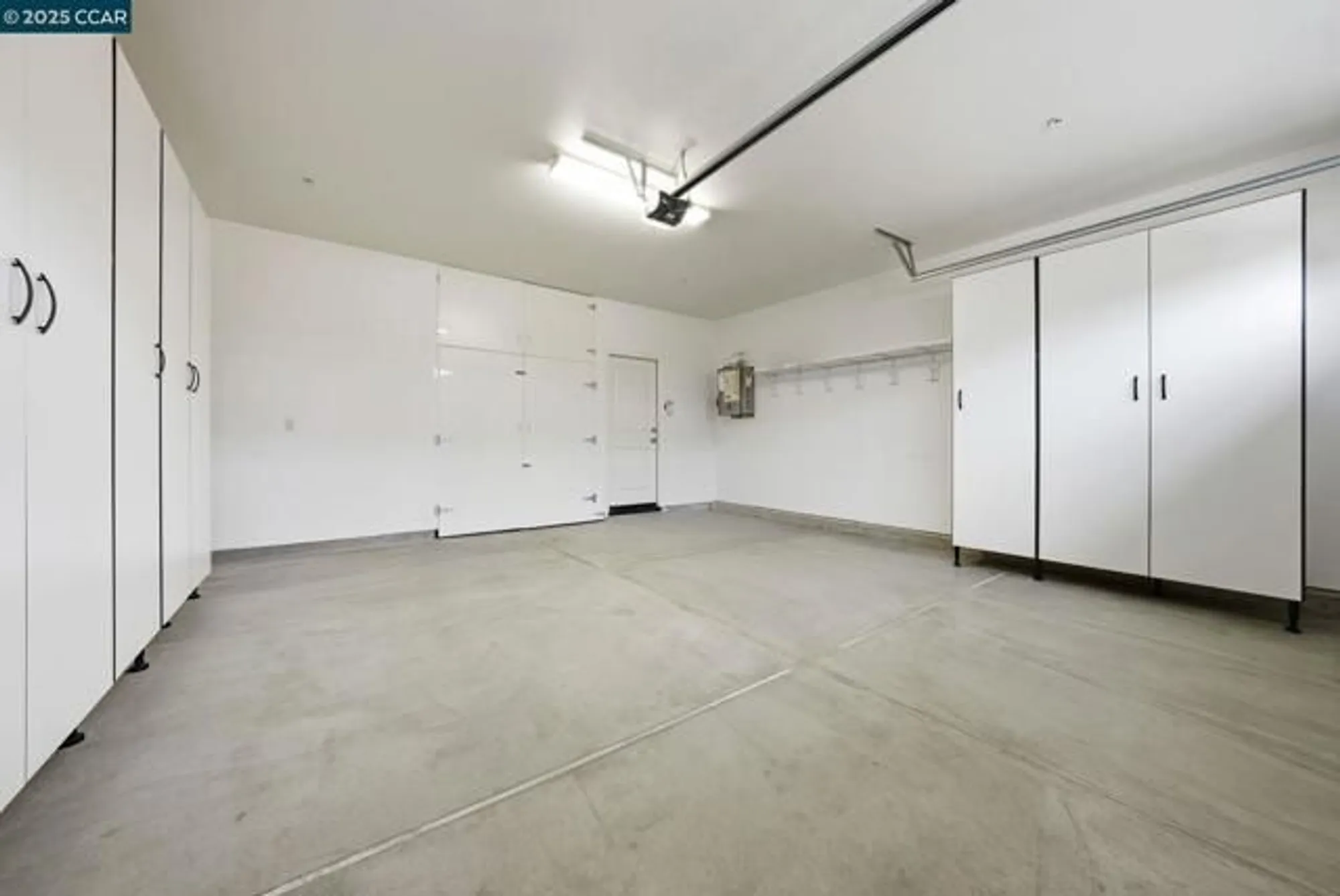 Property Slideshow image 27 of 60 | 4213 hovnanian dr, Sacramento, CA, 95834