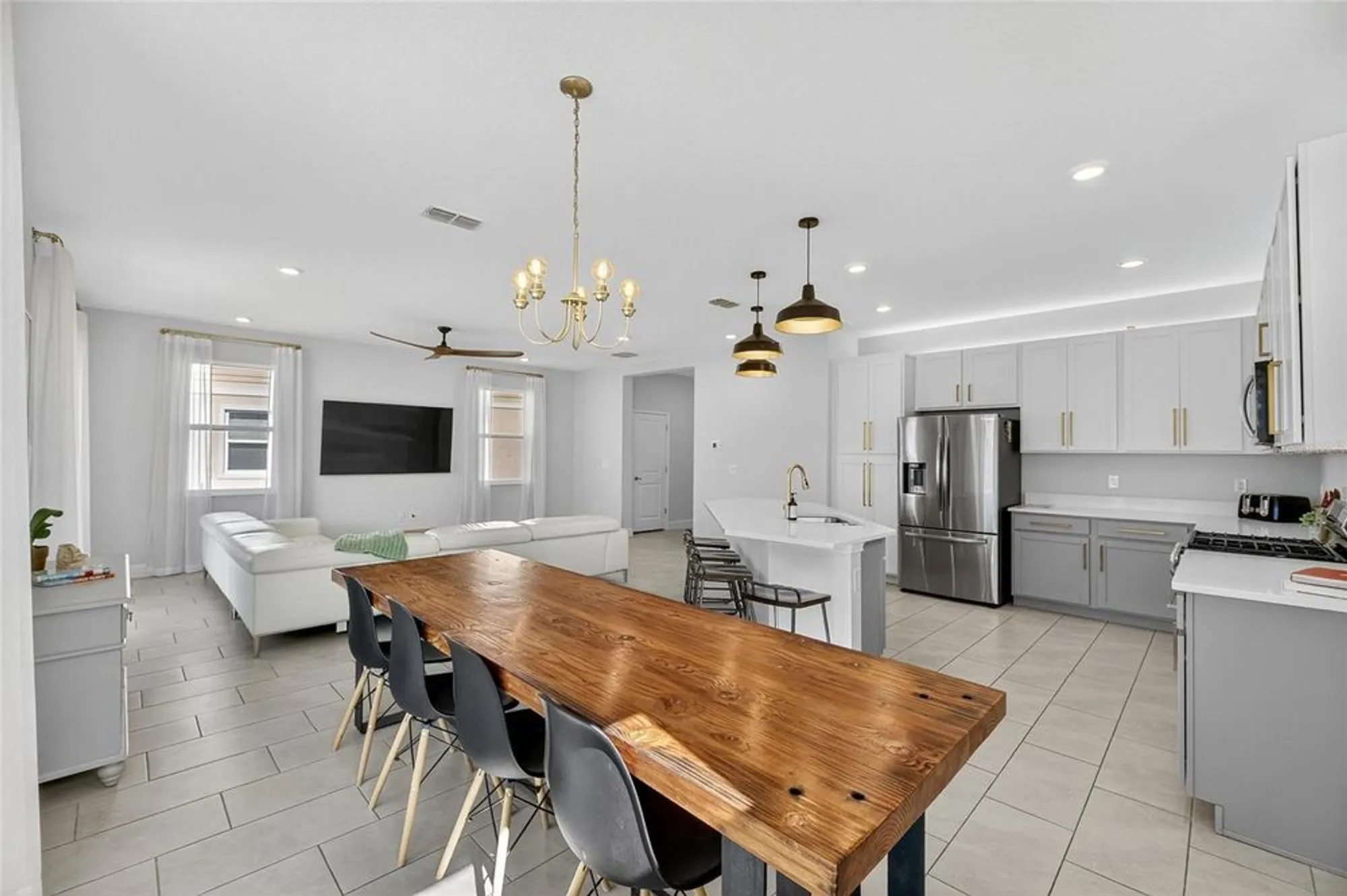 Property Slideshow image 24 of 91 | 324 blackrock ln, Apollo Beach, FL, 33572