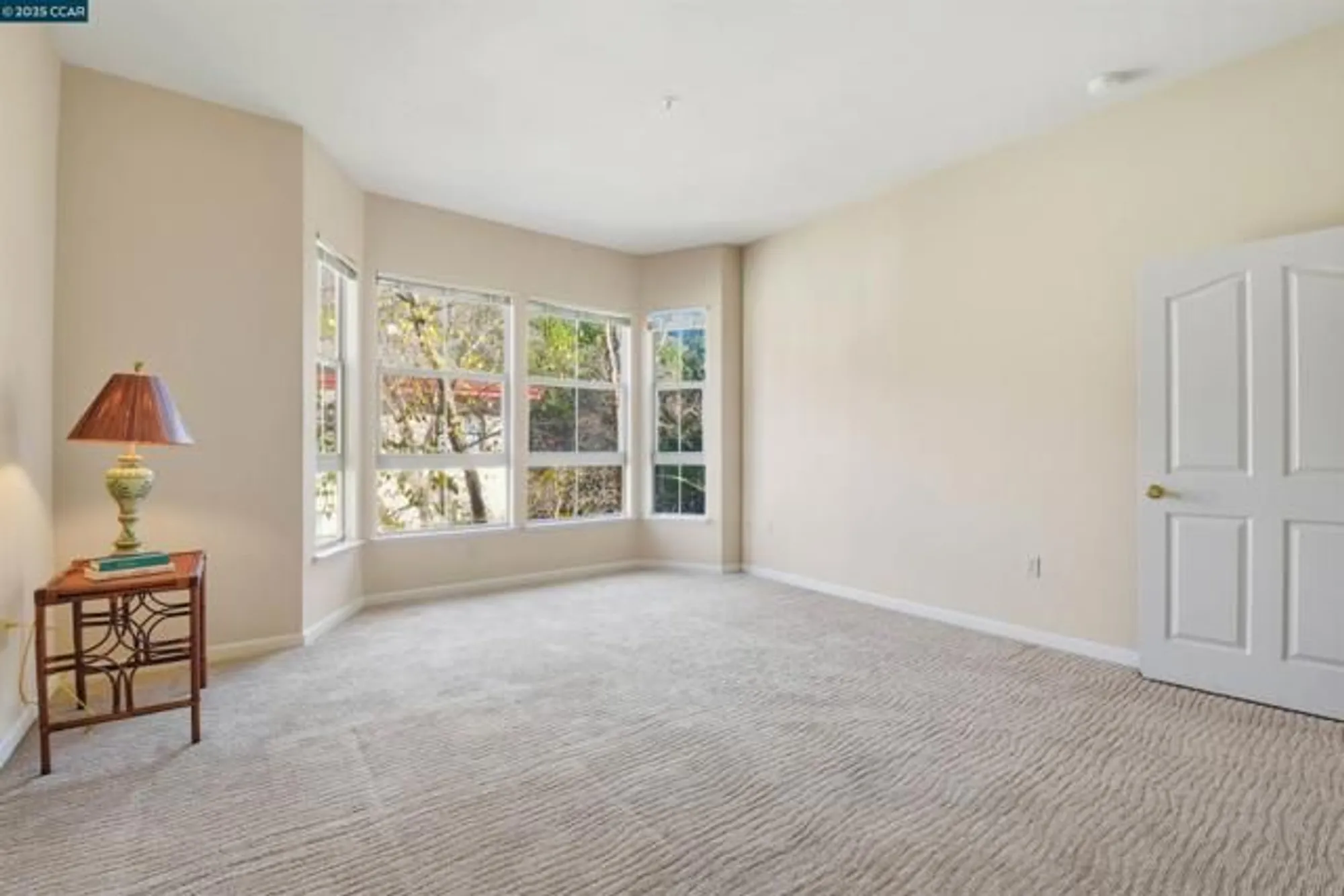 Property Slideshow image 6 of 25 | 5913 horsemans canyon dr apt 1c, Walnut Creek, CA, 94595