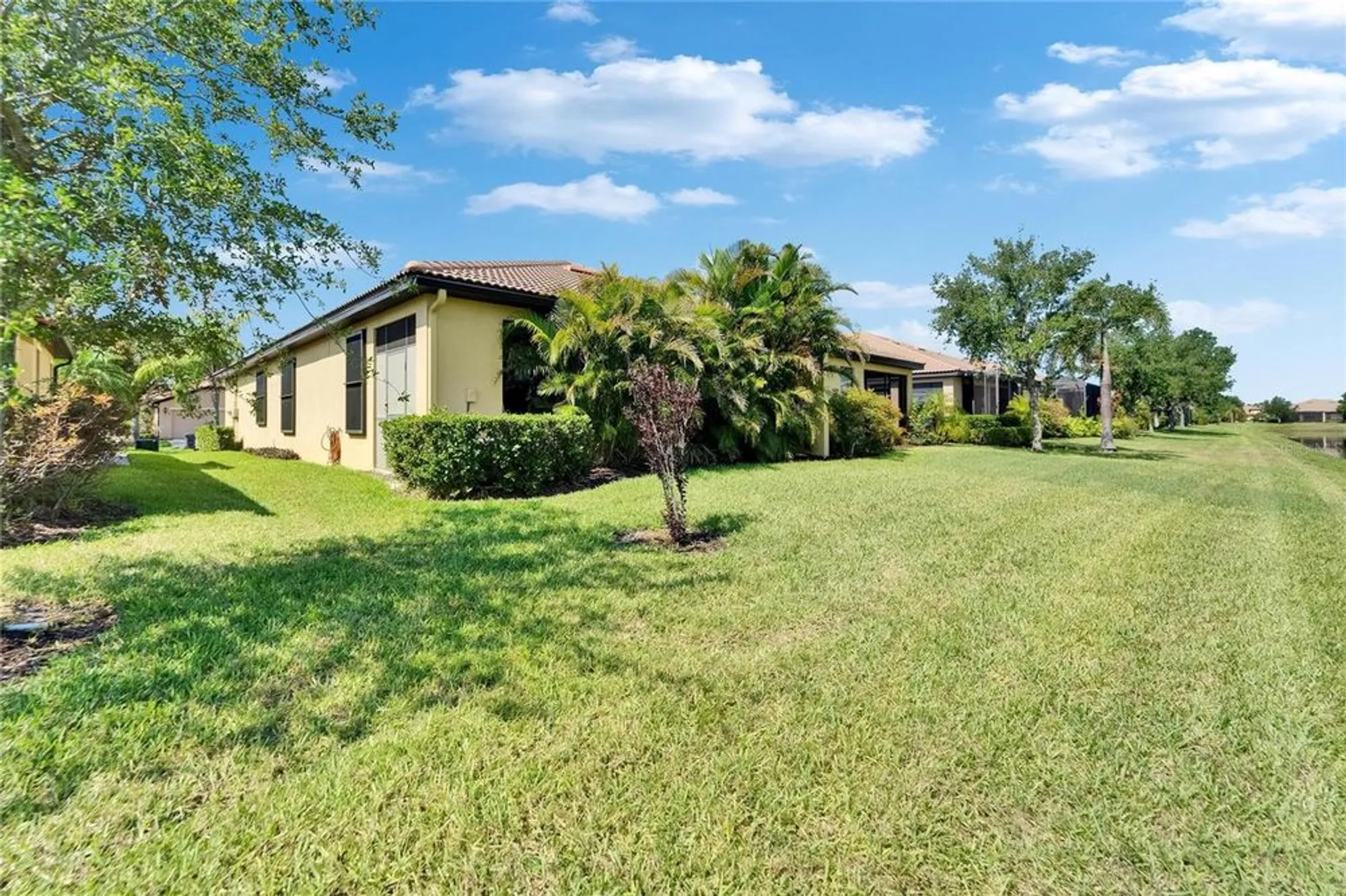 Property Slideshow image 55 of 93 | 5646 sunset falls dr, Apollo Beach, FL, 33572