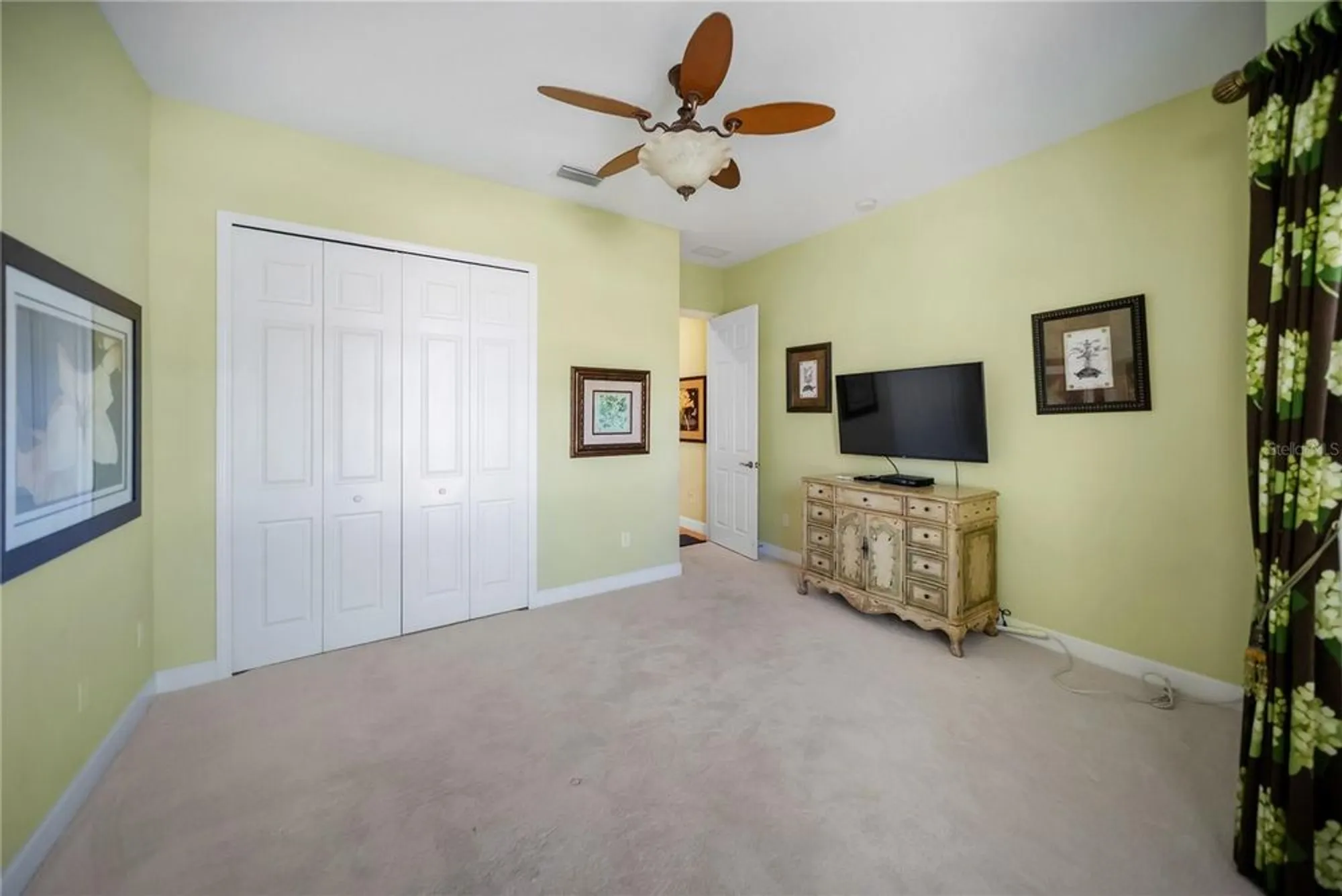 Property Slideshow image 20 of 43 | 305 siena vista pl, Sun City Center, FL, 33573