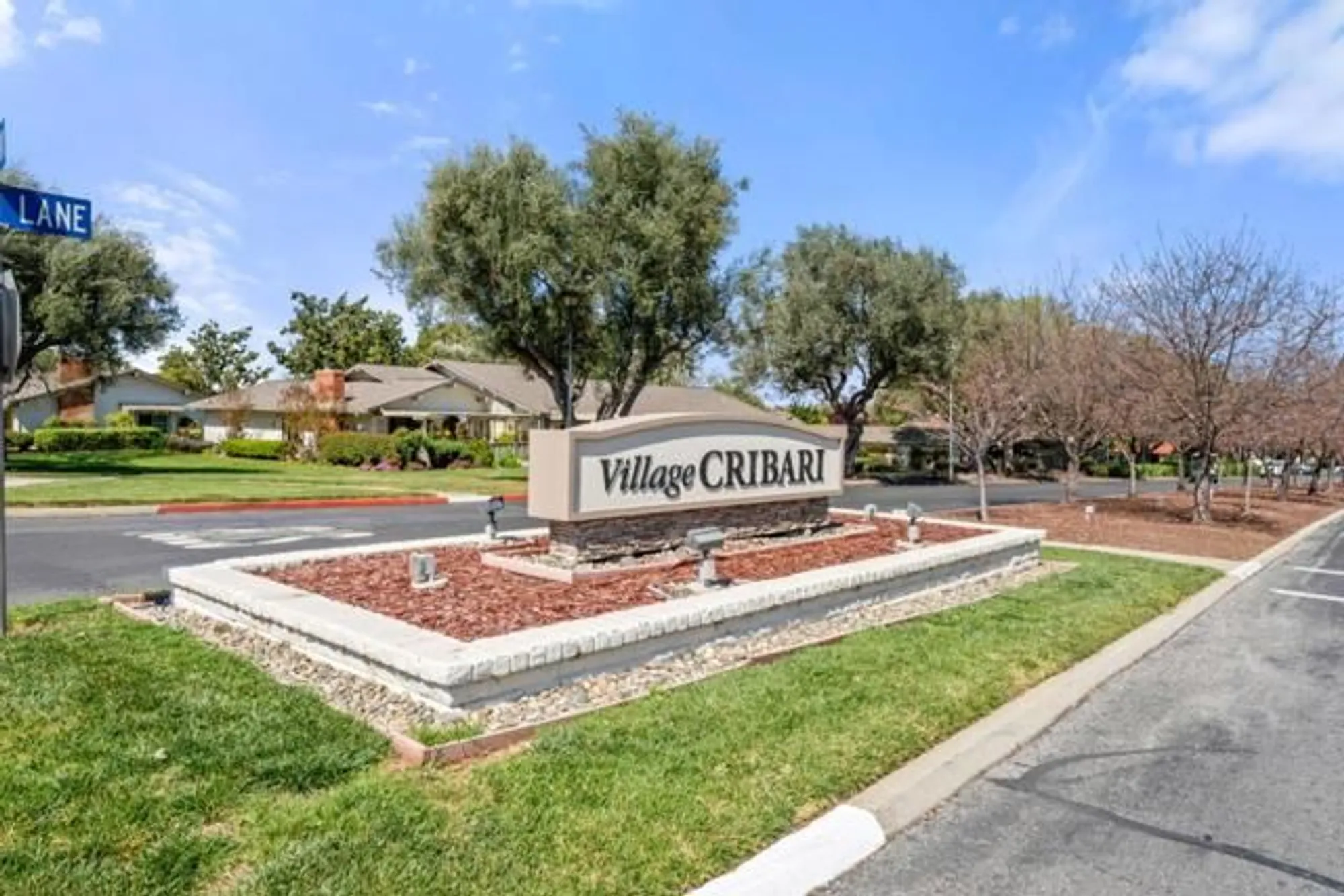 Property Slideshow image 4 of 46 | 5469 cribari grn, San Jose, CA, 95135