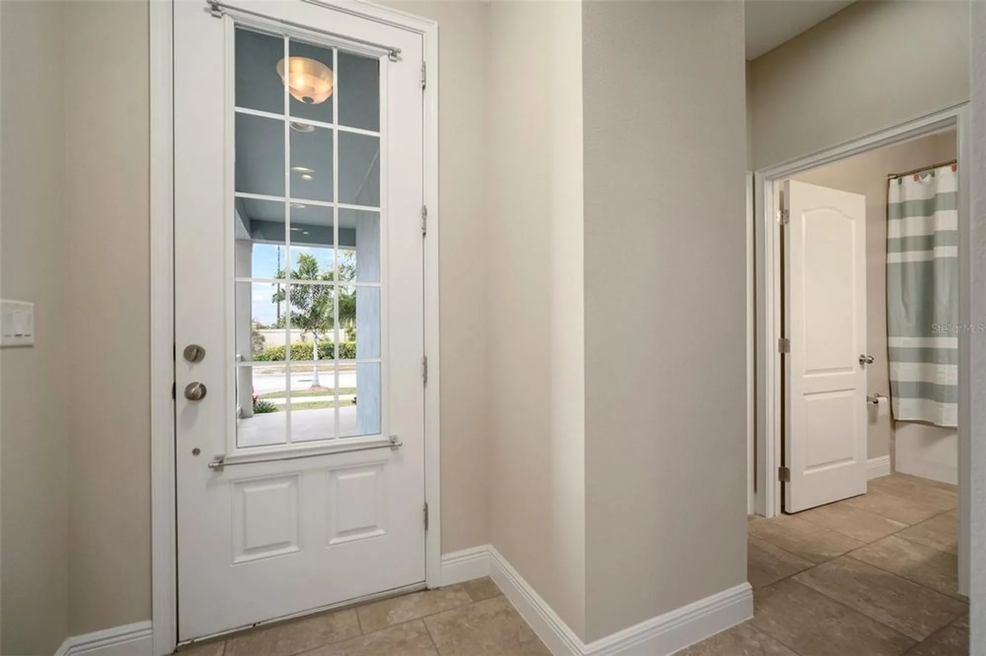 Property Slideshow image 9 of 80 | 513 manns harbor dr, Apollo Beach, FL, 33572