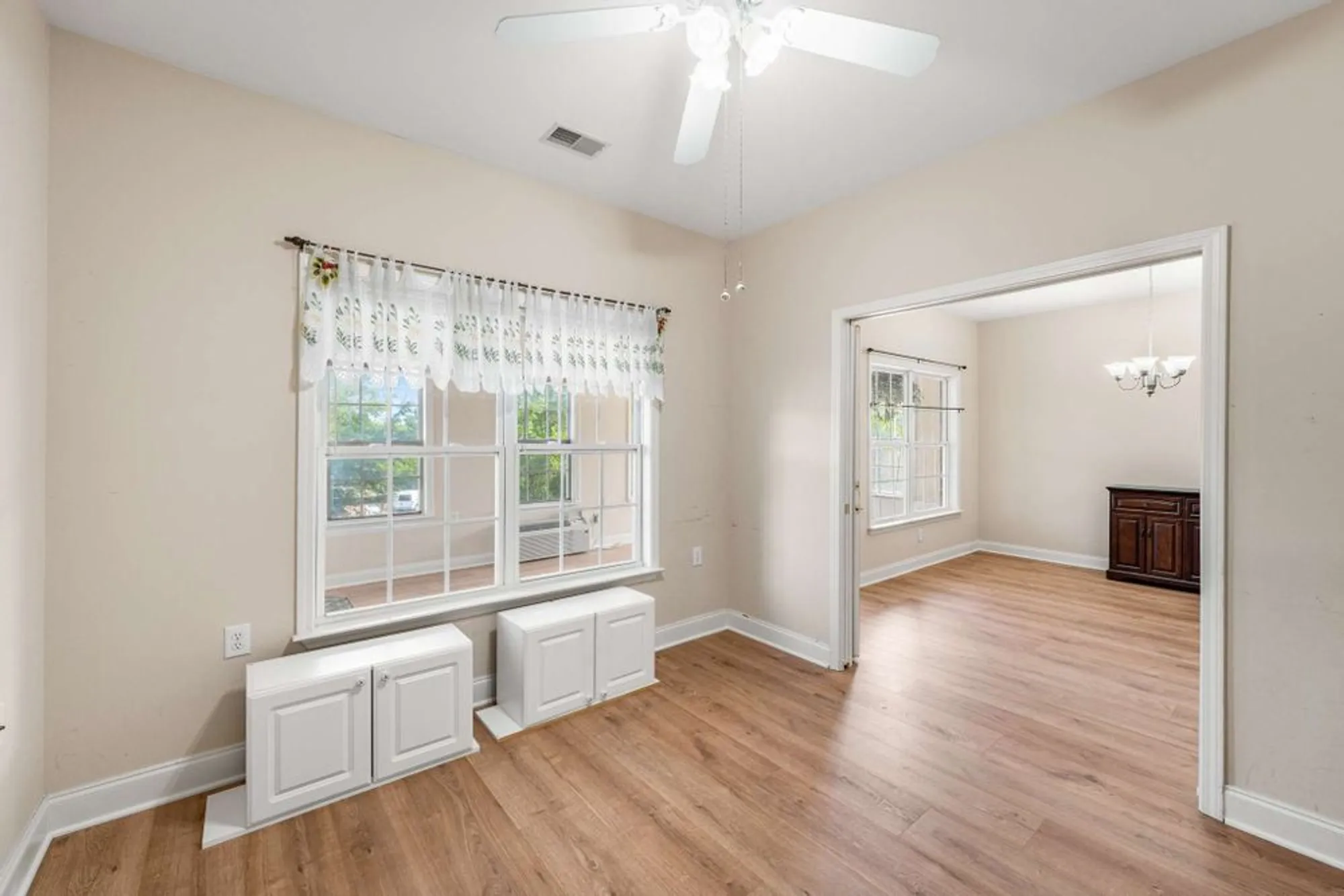 Property Slideshow image 25 of 47 | 215 wrennewood ln, Franklin, TN, 37064