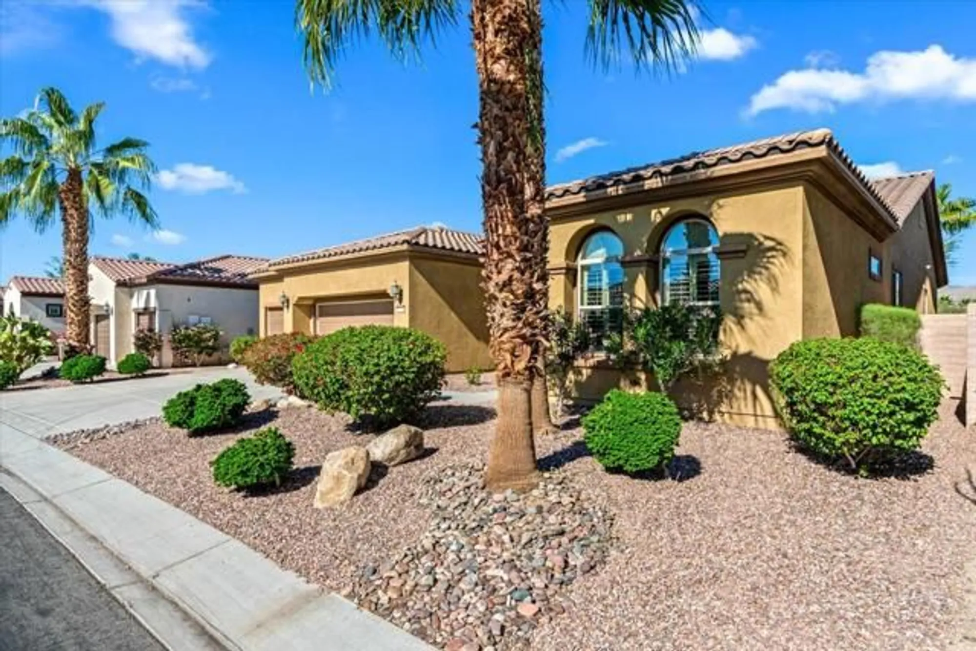 Property Slideshow image 4 of 39 | 81554 avenida estuco, Indio, CA, 92203