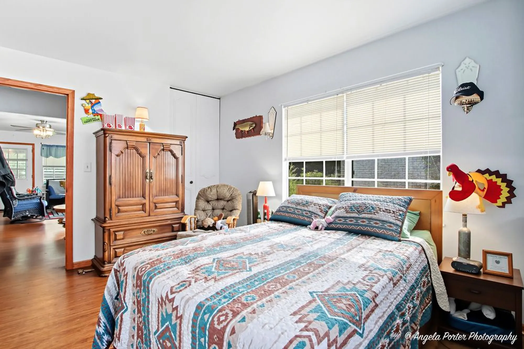 Property Slideshow image 13 of 26 | 7314 chevy chase ct, Fox Lake, IL, 60020