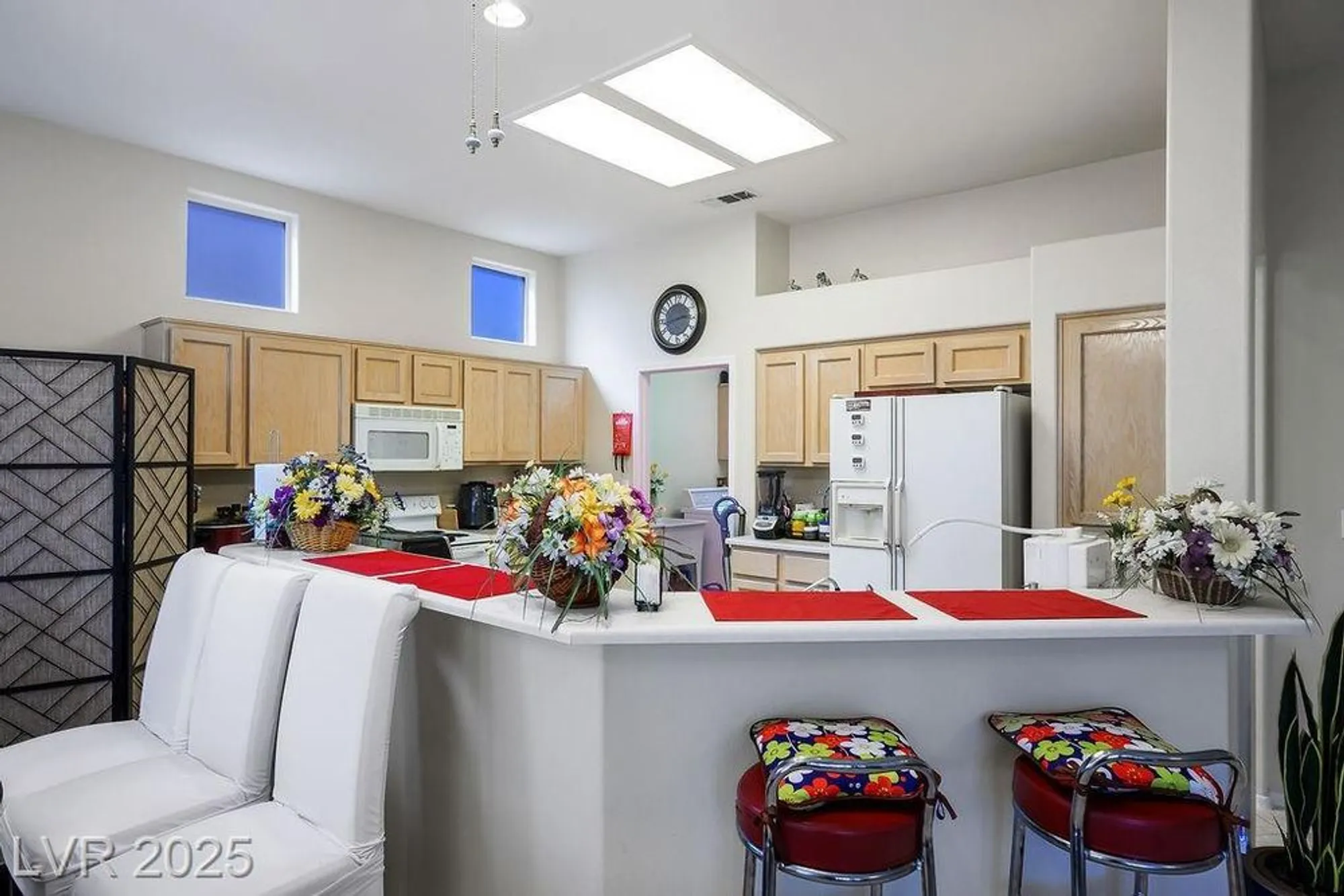 Property Slideshow image 6 of 74 | 10409 longwood dr, Las Vegas, NV, 89134