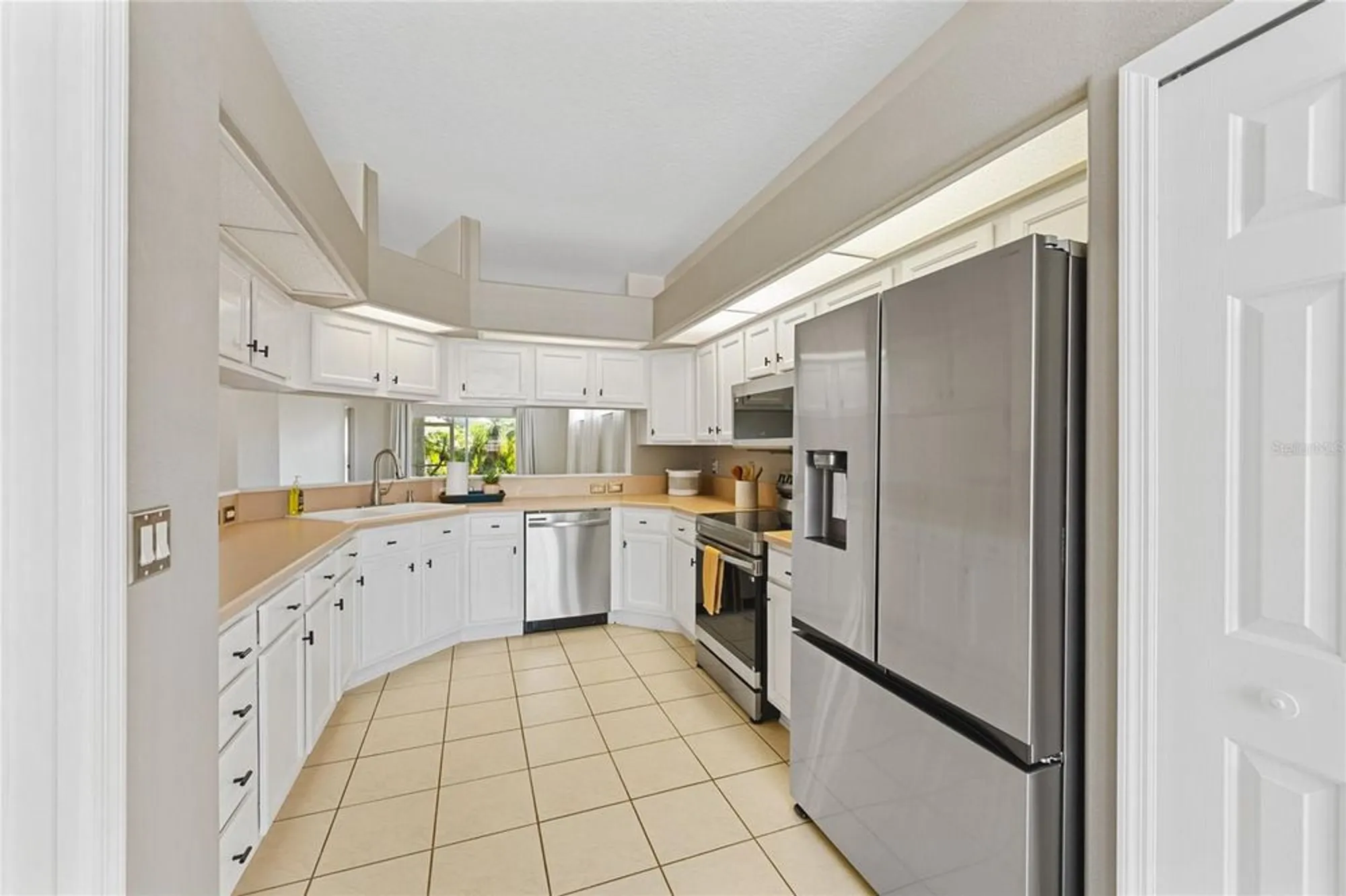 Property Slideshow image 32 of 64 | 5676 gulf stream st, Tavares, FL, 32778