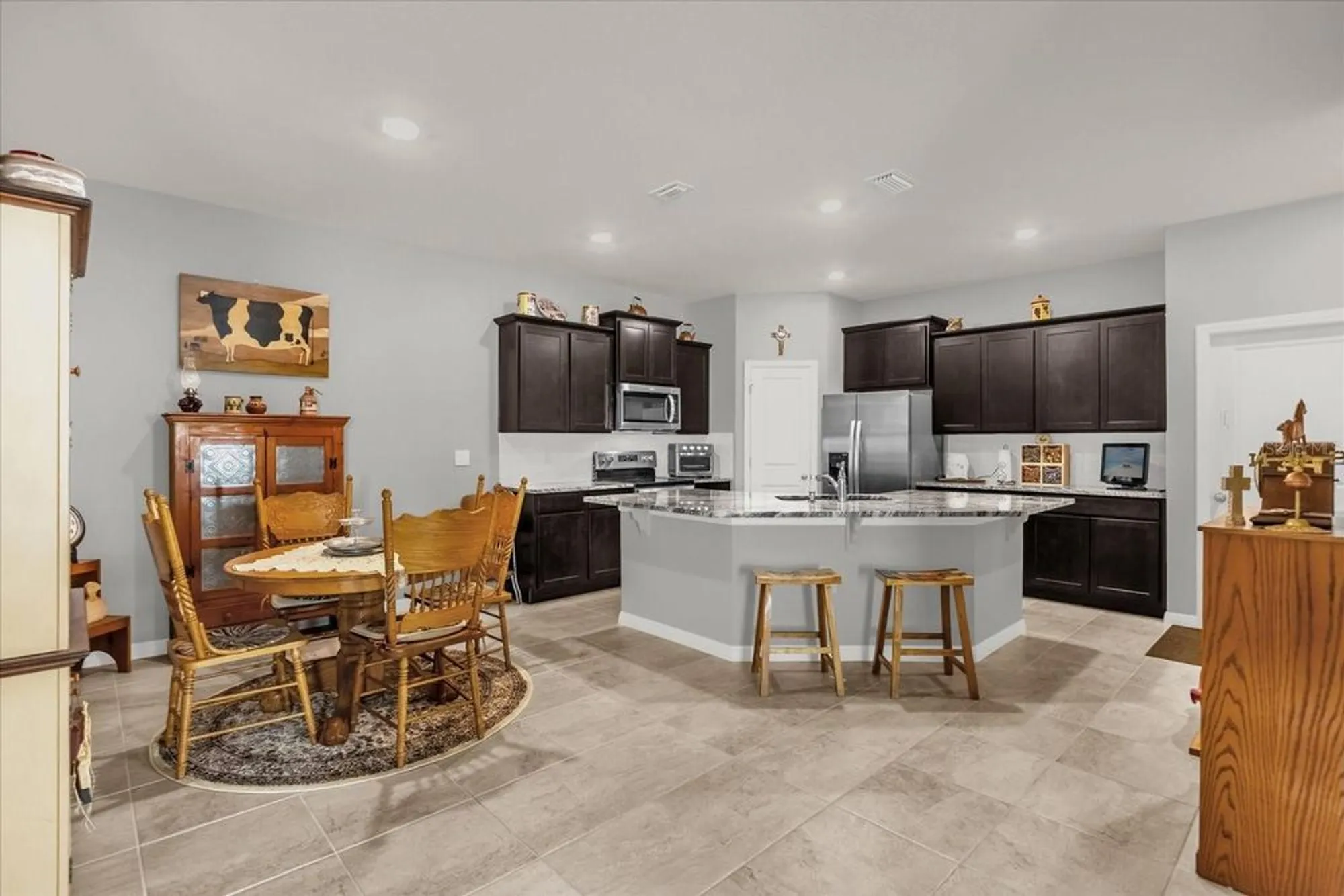 Property Slideshow image 8 of 30 | 5231 nw 48th pl, Ocala, FL, 34482