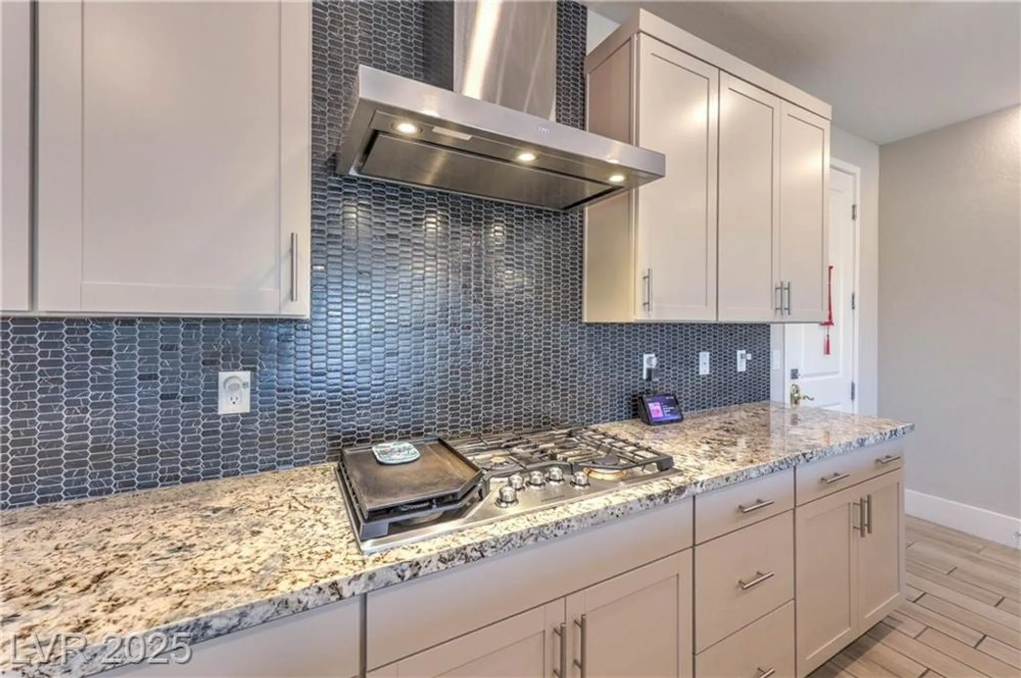 Property Slideshow image 9 of 52 | 9584 sard ln, Las Vegas, NV, 89143