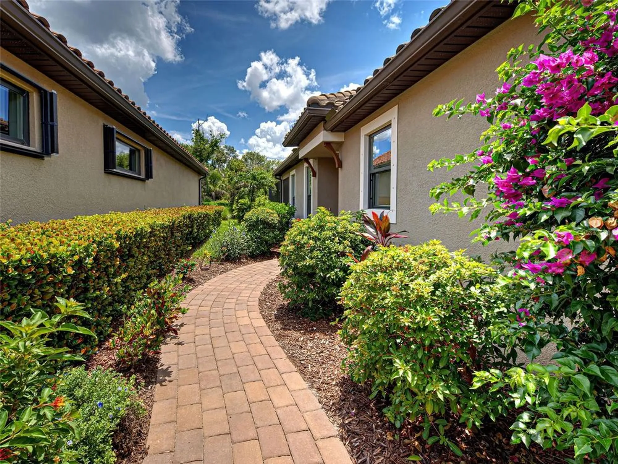 Property Slideshow image 4 of 99 | 5832 semolino st, Nokomis, FL, 34275