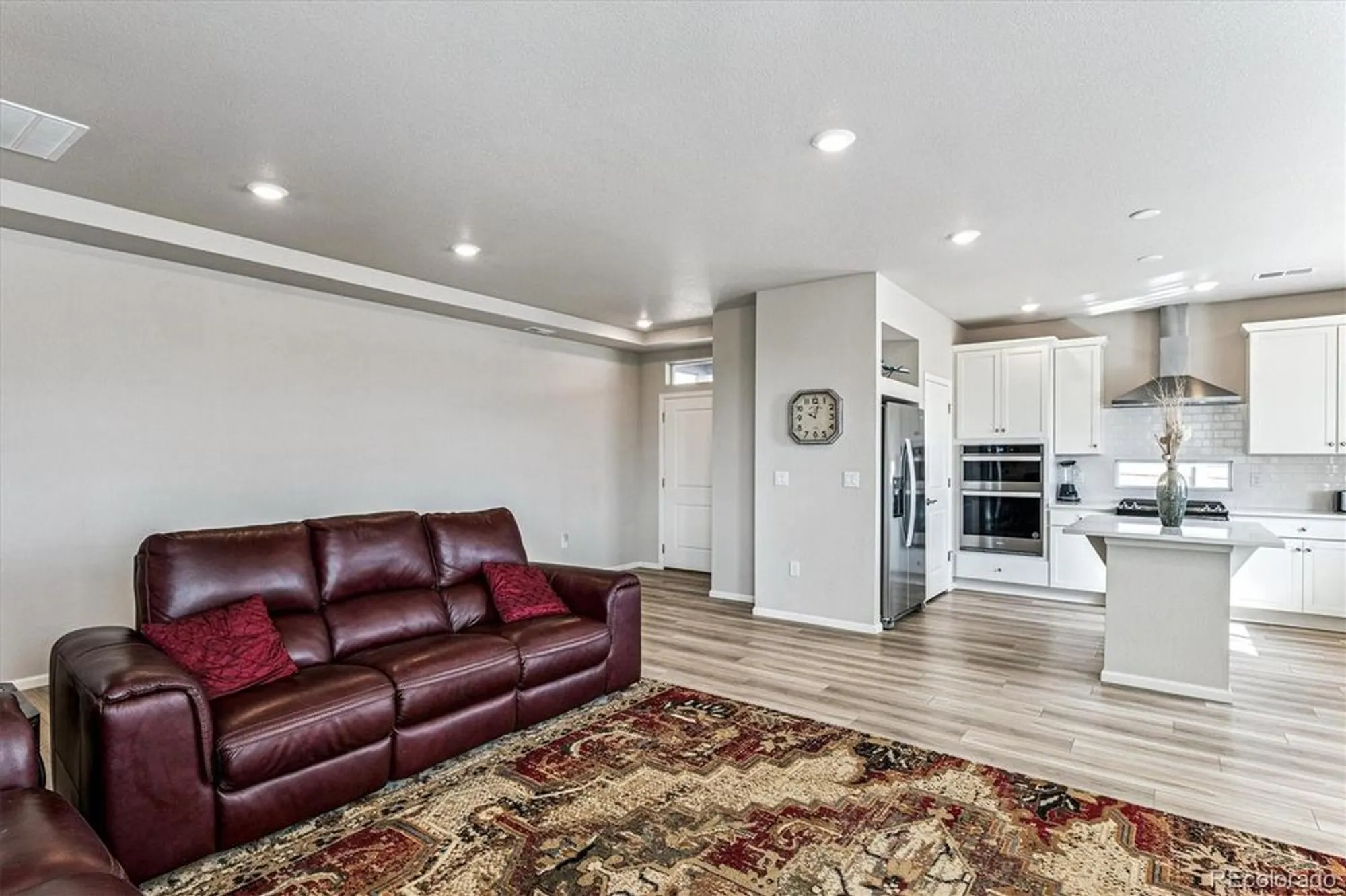 Property Slideshow image 7 of 28 | 5126 n quemoy ct, Aurora, CO, 80019