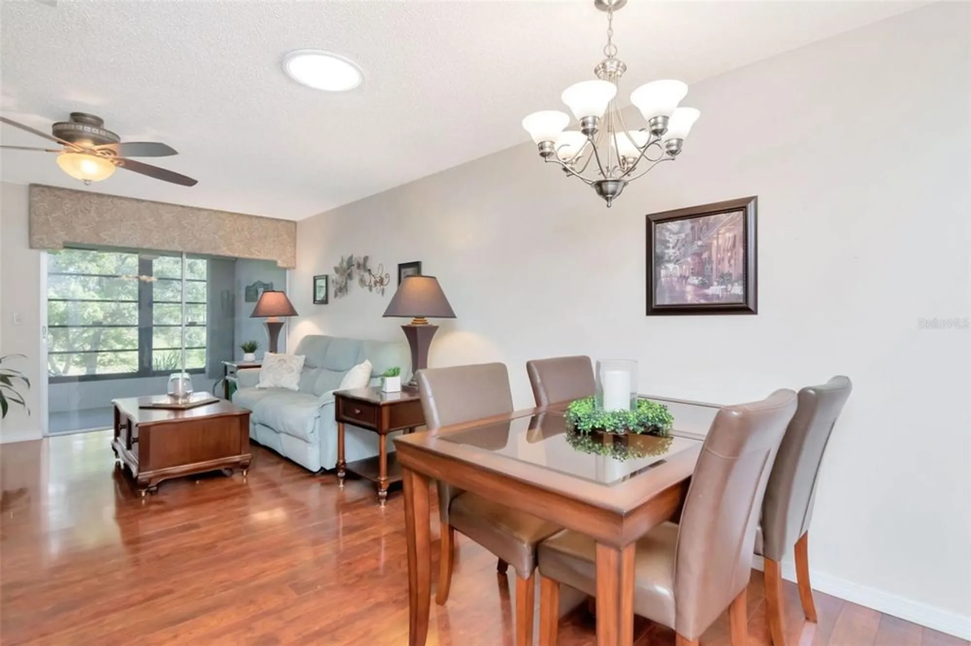 Property Slideshow image 16 of 55 | 2281 shelly dr d, Palm Harbor, FL, 34684