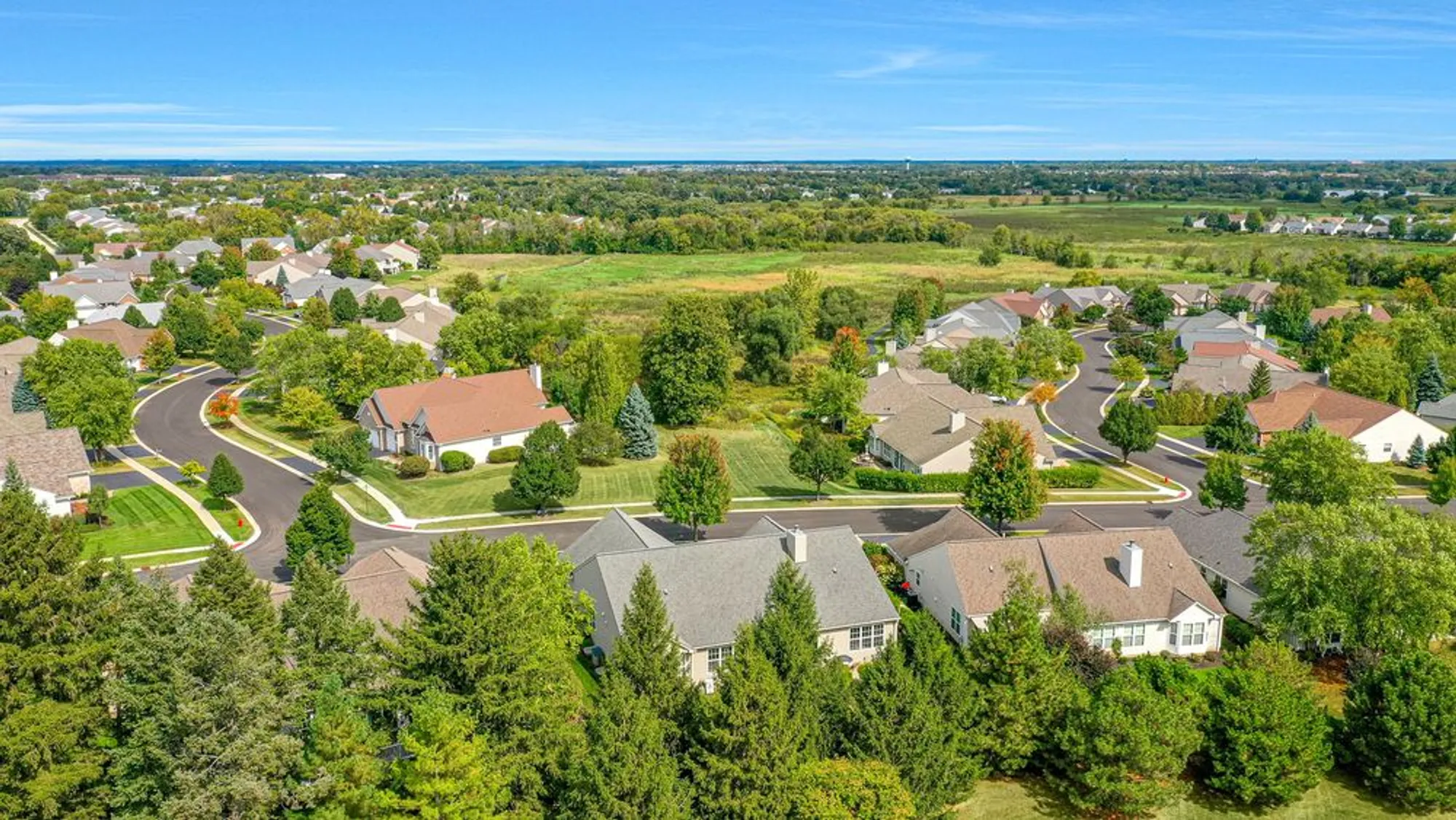 Property Slideshow image 28 of 30 | 13813 roosevelt dr, Huntley, IL, 60142