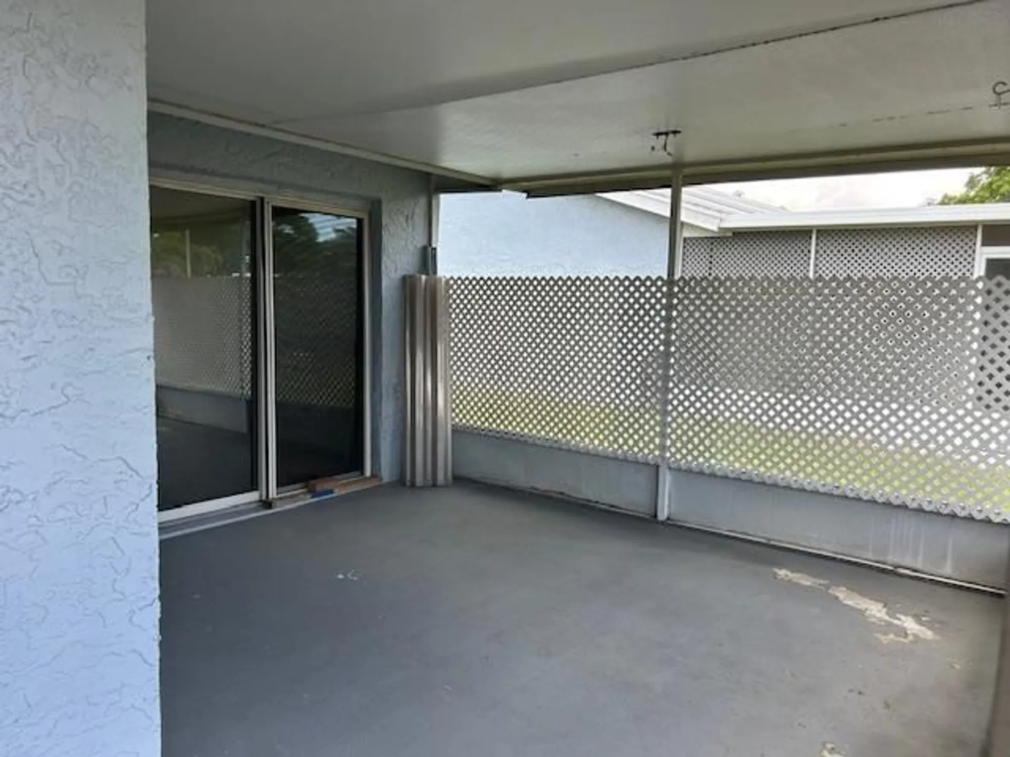 Property Slideshow image 5 of 19 | 4210 lucerne villas ln # 4210, Lake Worth, FL, 33467