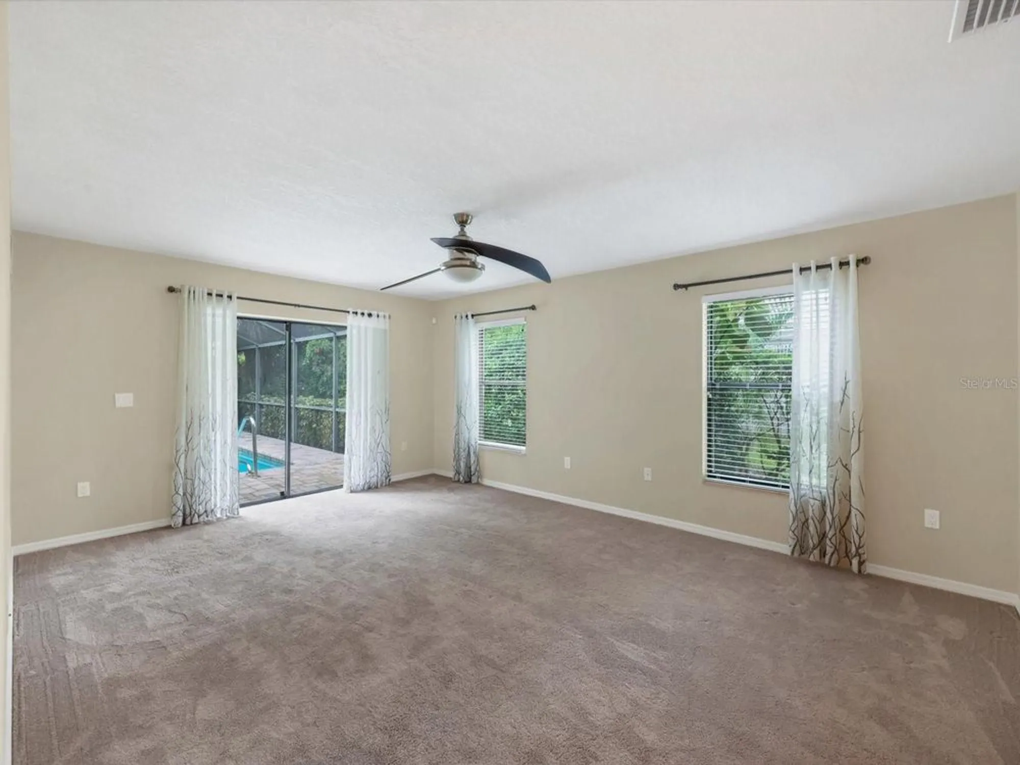 Property Slideshow image 23 of 46 | 1612 pine harrier cir, Sarasota, FL, 34231