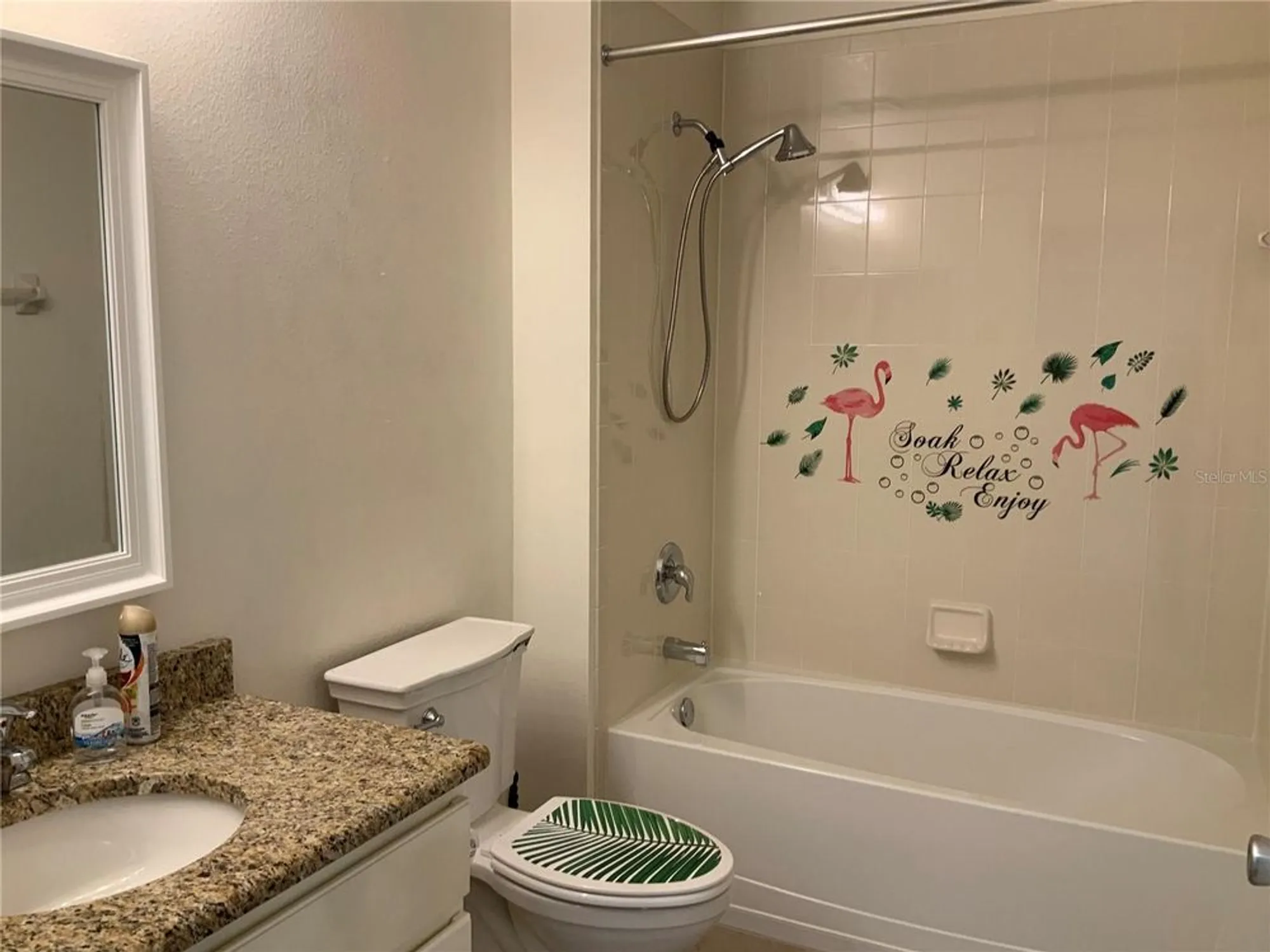 Property Slideshow image 23 of 26 | 27123 nostalgia dr, Leesburg, FL, 34748