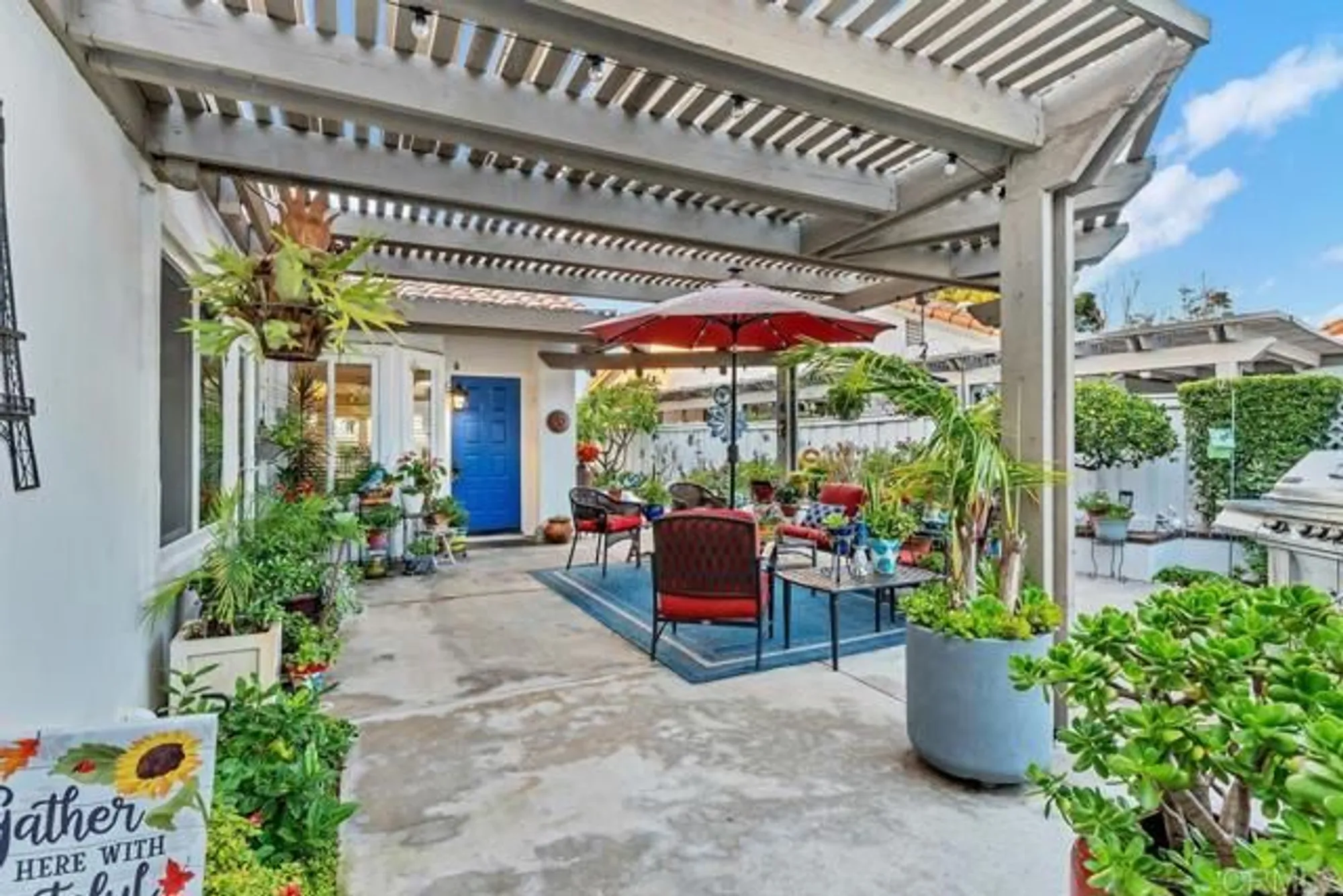 Property Slideshow image 7 of 42 | 4169 rhodes way, Oceanside, CA, 92056