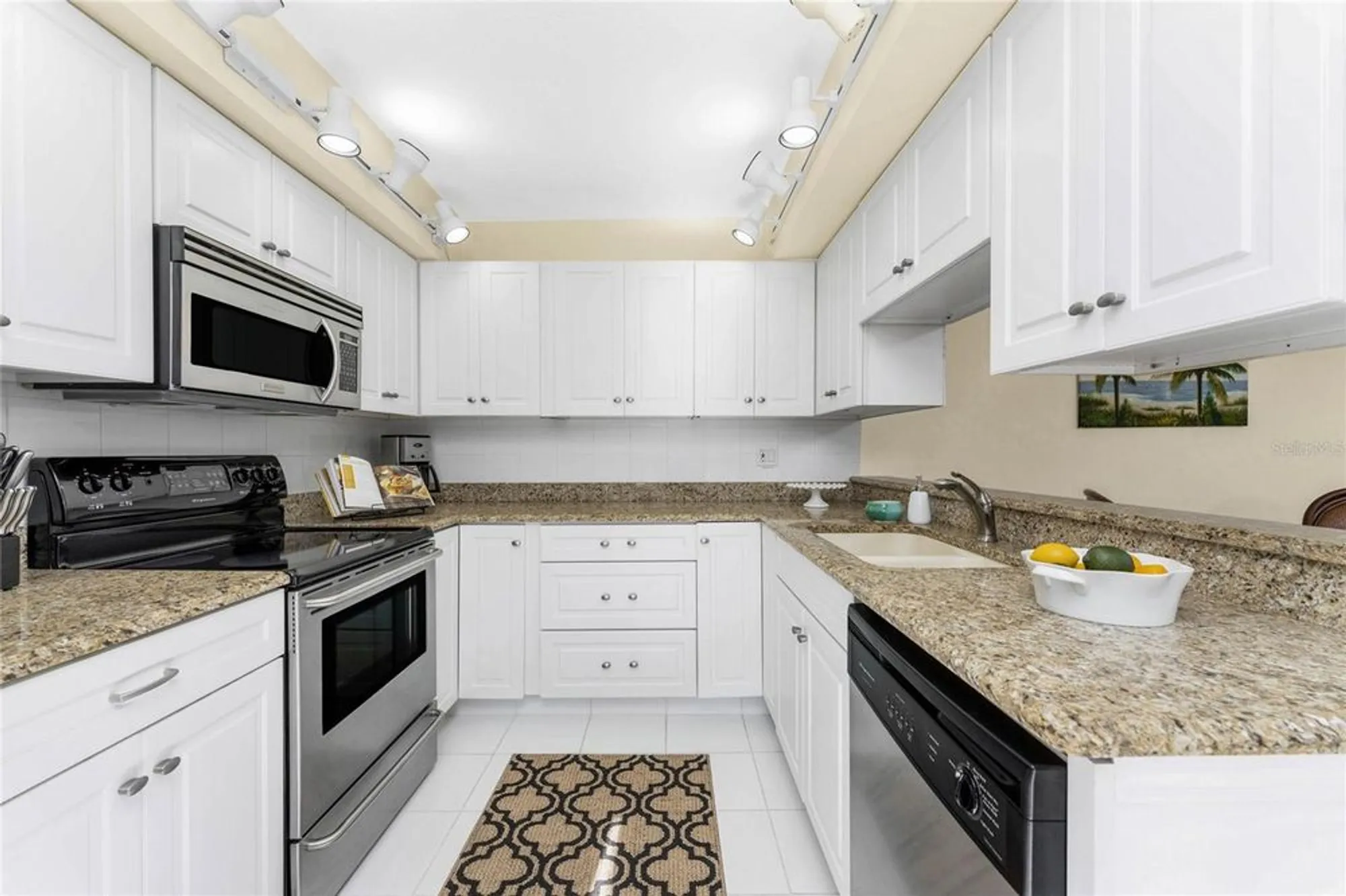 Property Slideshow image 19 of 42 | 3021 matecumbe key rd apt 4, Punta Gorda, FL, 33955