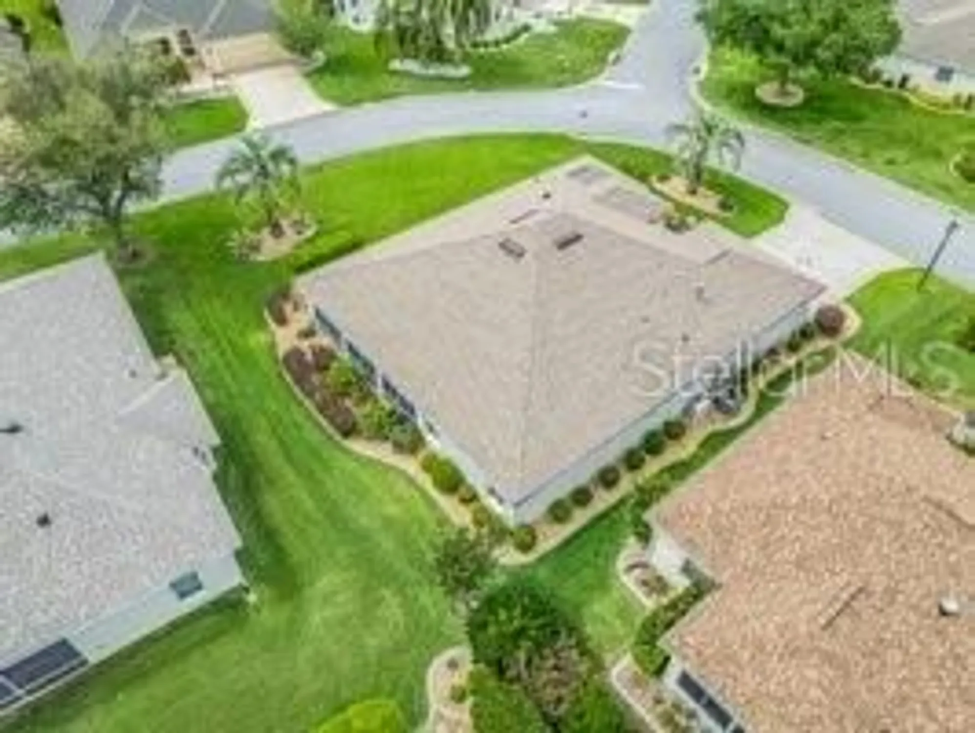 Property Slideshow image 3 of 37 | 7177 se 172nd hazelwood loop, The Villages, FL, 32162