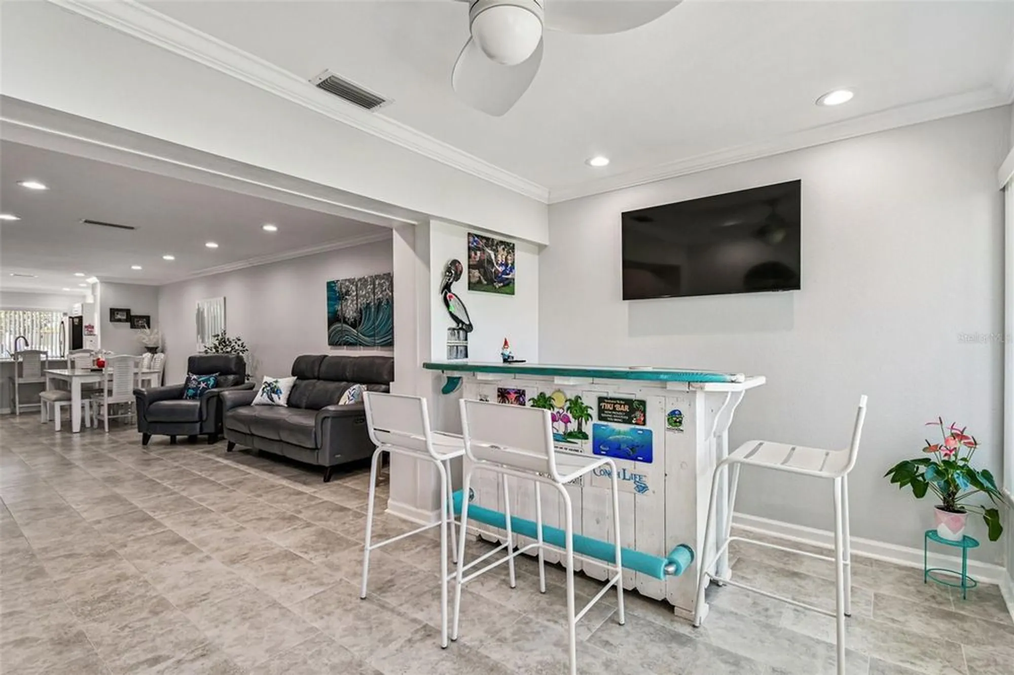 Property Slideshow image 23 of 40 | 19029 us highway 19 n apt 27a, Clearwater, FL, 33764