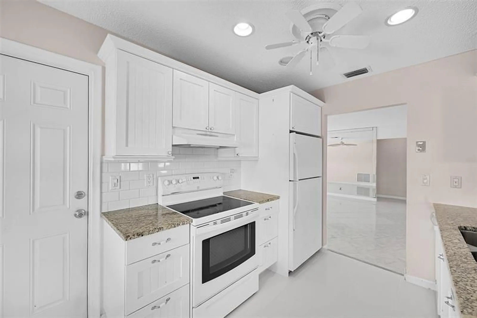 Property Slideshow image 11 of 35 | 1515 sw 21st st, Boynton Beach, FL, 33426