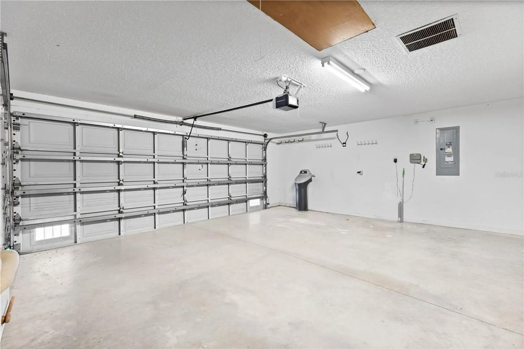 Property Slideshow image 31 of 40 | 16950 se 80th bellavista cir, The Villages, FL, 32162