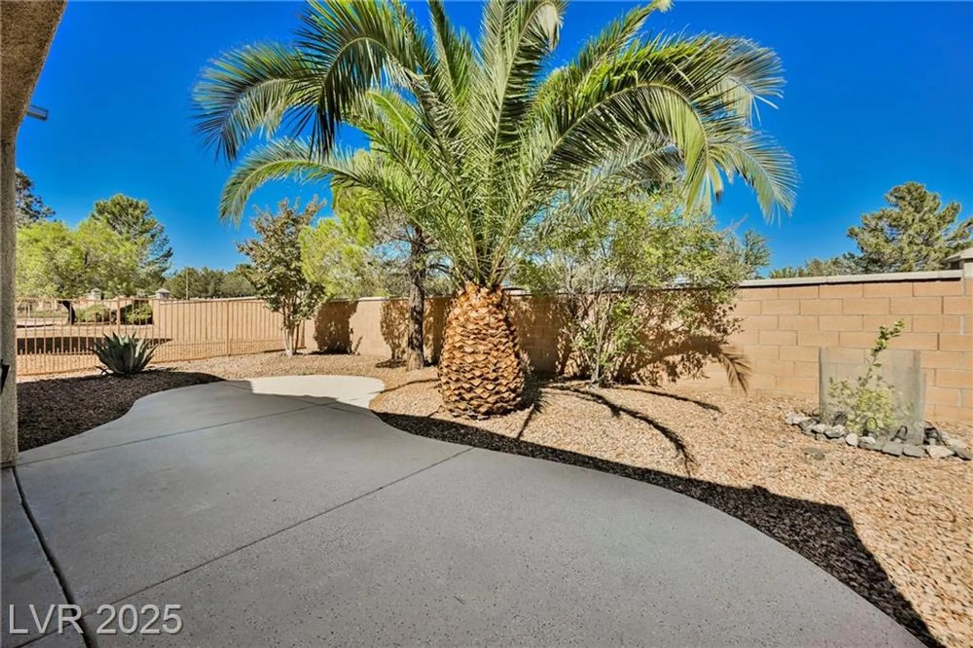 Property Slideshow image 26 of 50 | 1818 eagle mesa ave, Henderson, NV, 89012