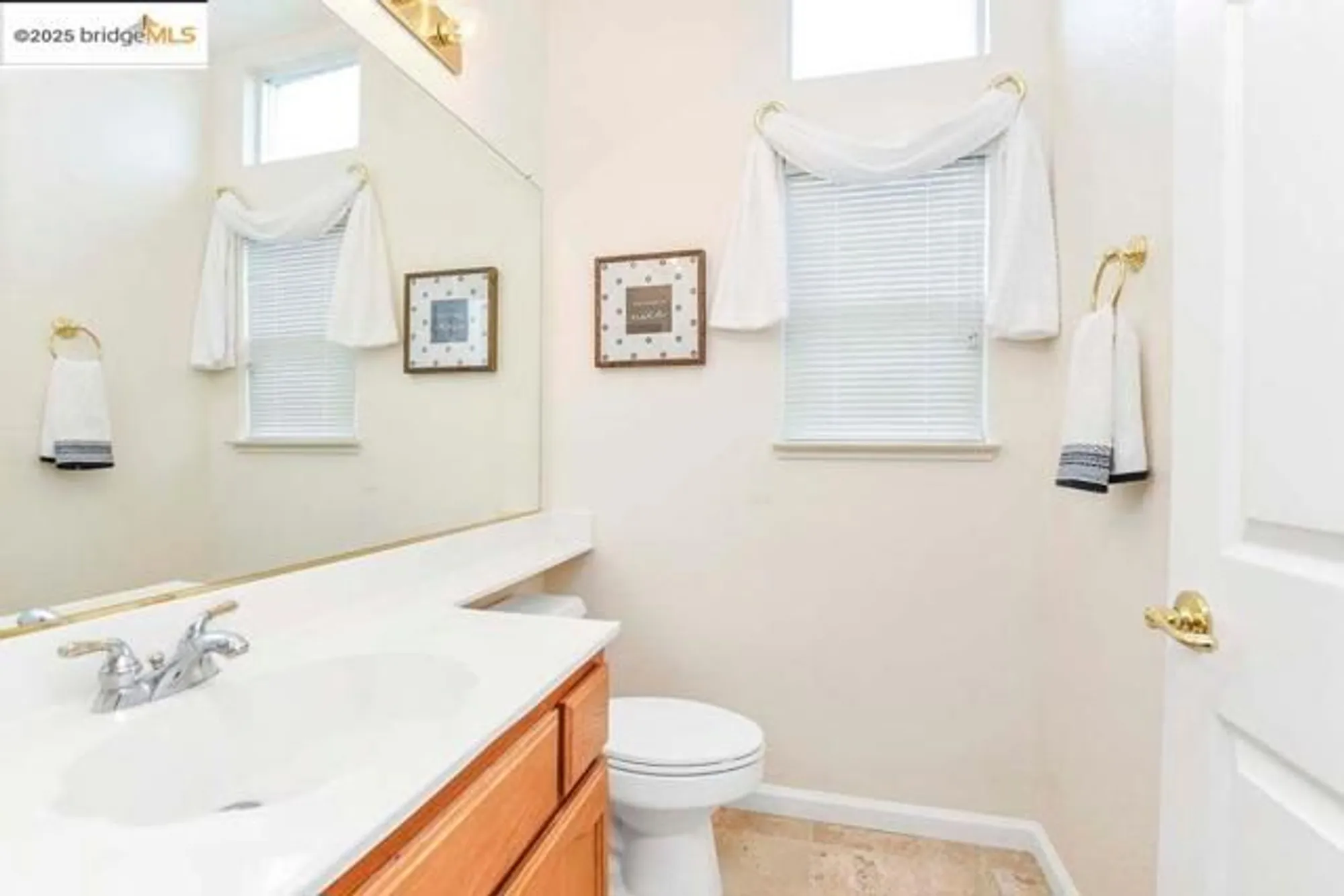 Property Slideshow image 21 of 48 | 610 central park pl, Brentwood, CA, 94513