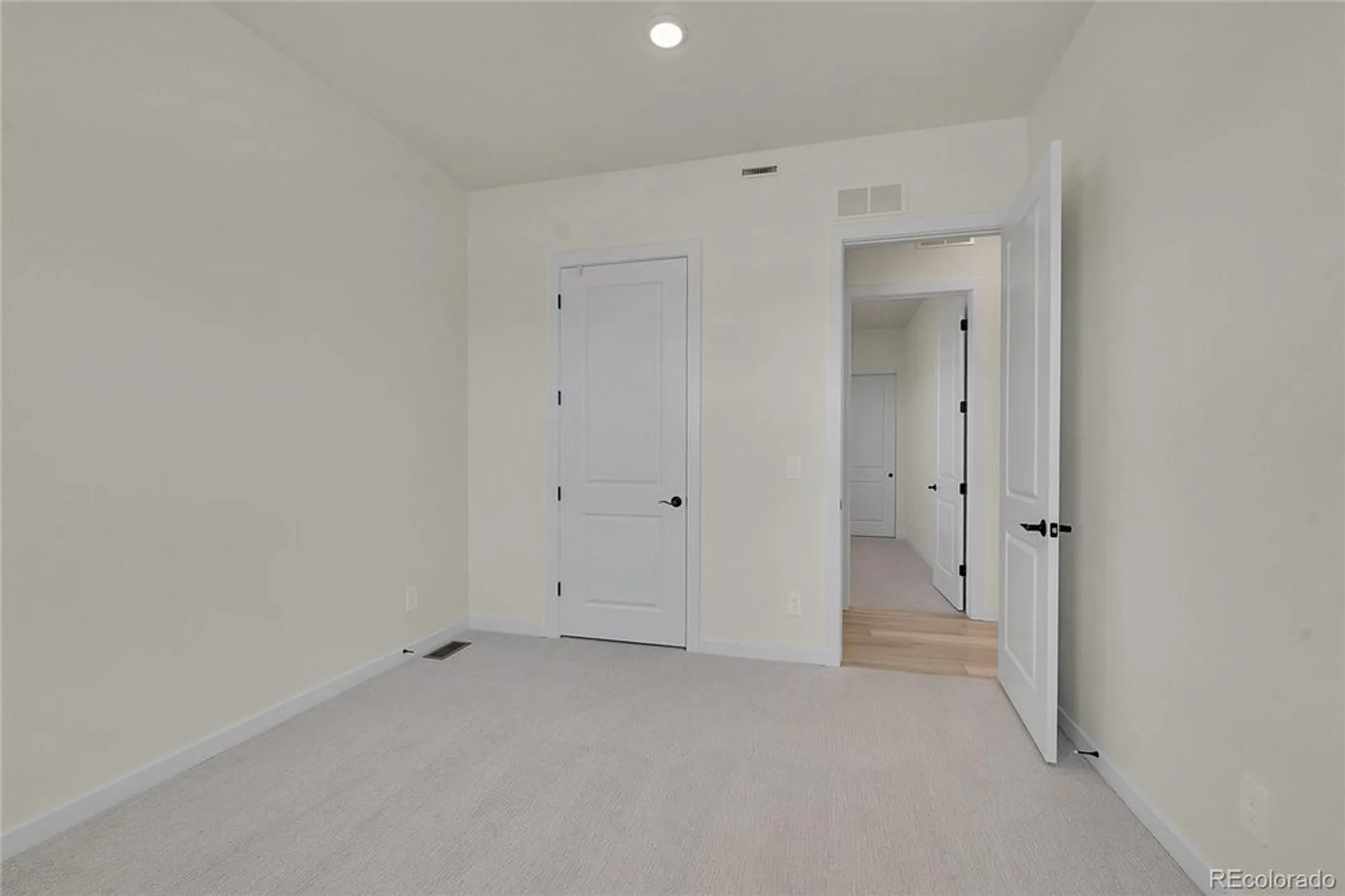 Property Slideshow image 26 of 44 | 8538 s quatar st, Aurora, CO, 80016