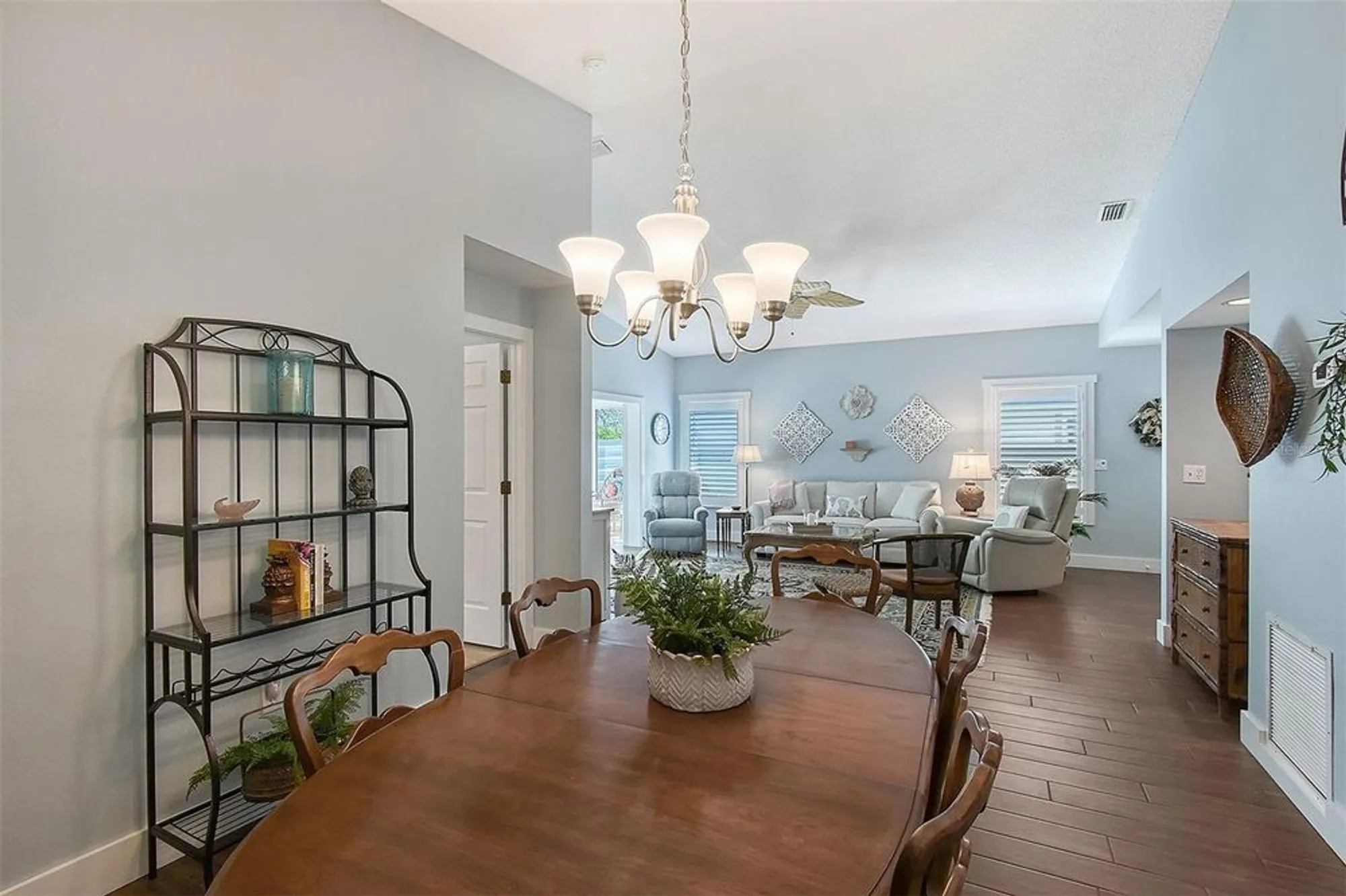 Property Slideshow image 17 of 60 | 7767 pine trace dr, Sarasota, FL, 34243