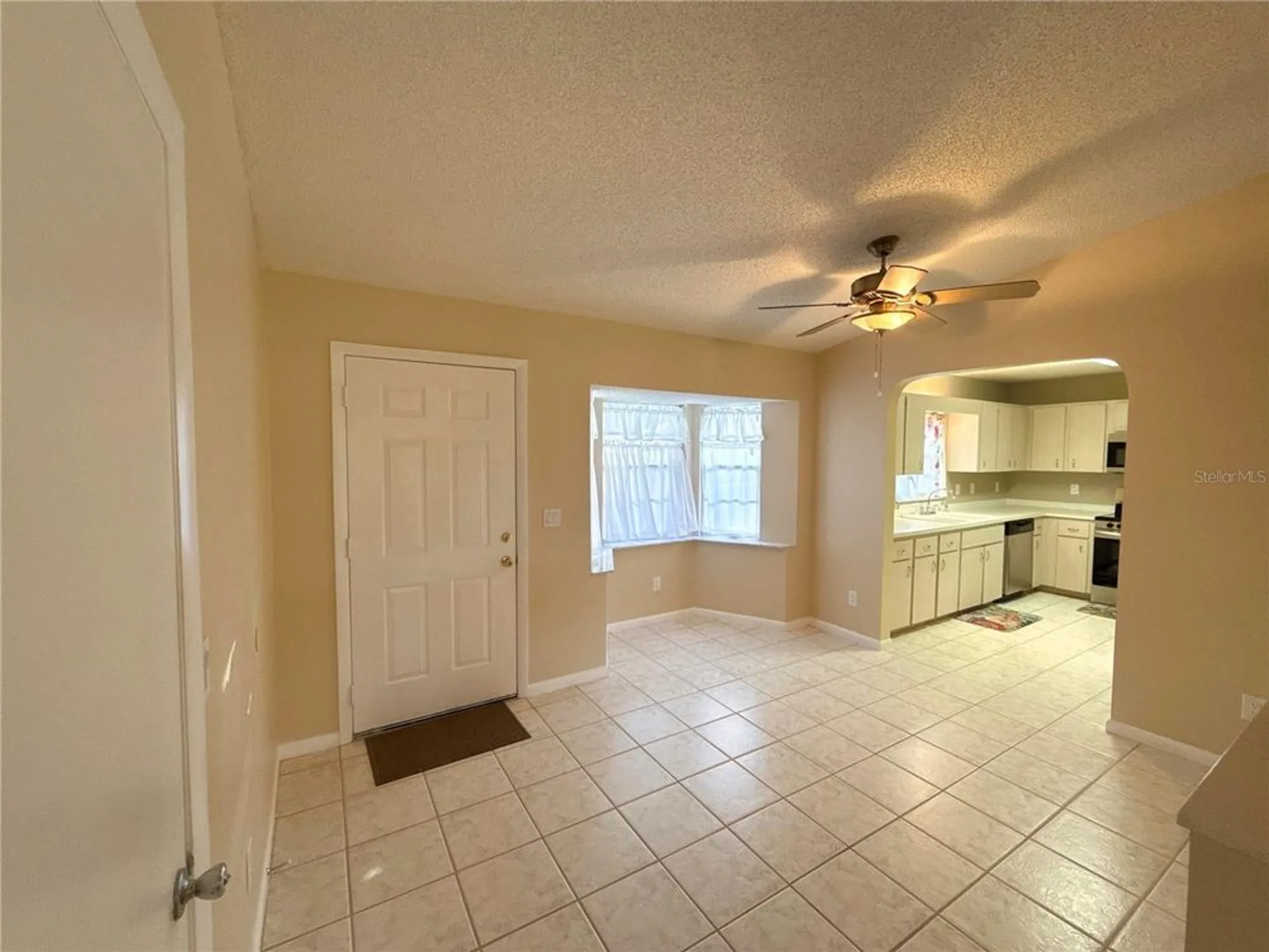 Property Slideshow image 6 of 29 | 8535 sw 90th st c, Ocala, FL, 34481