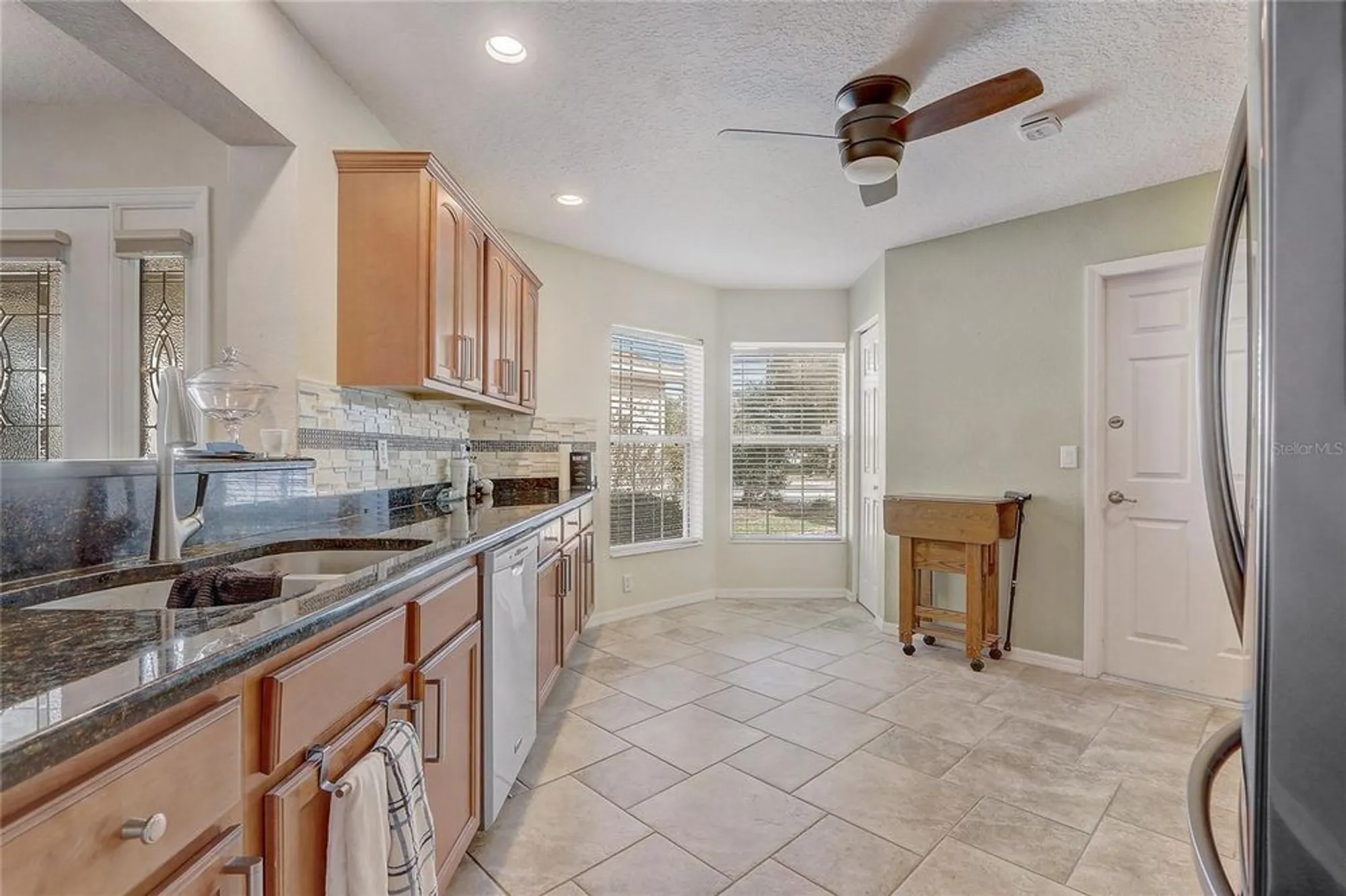 Property Slideshow image 7 of 27 | 9183 sw 102nd cir, Ocala, FL, 34481