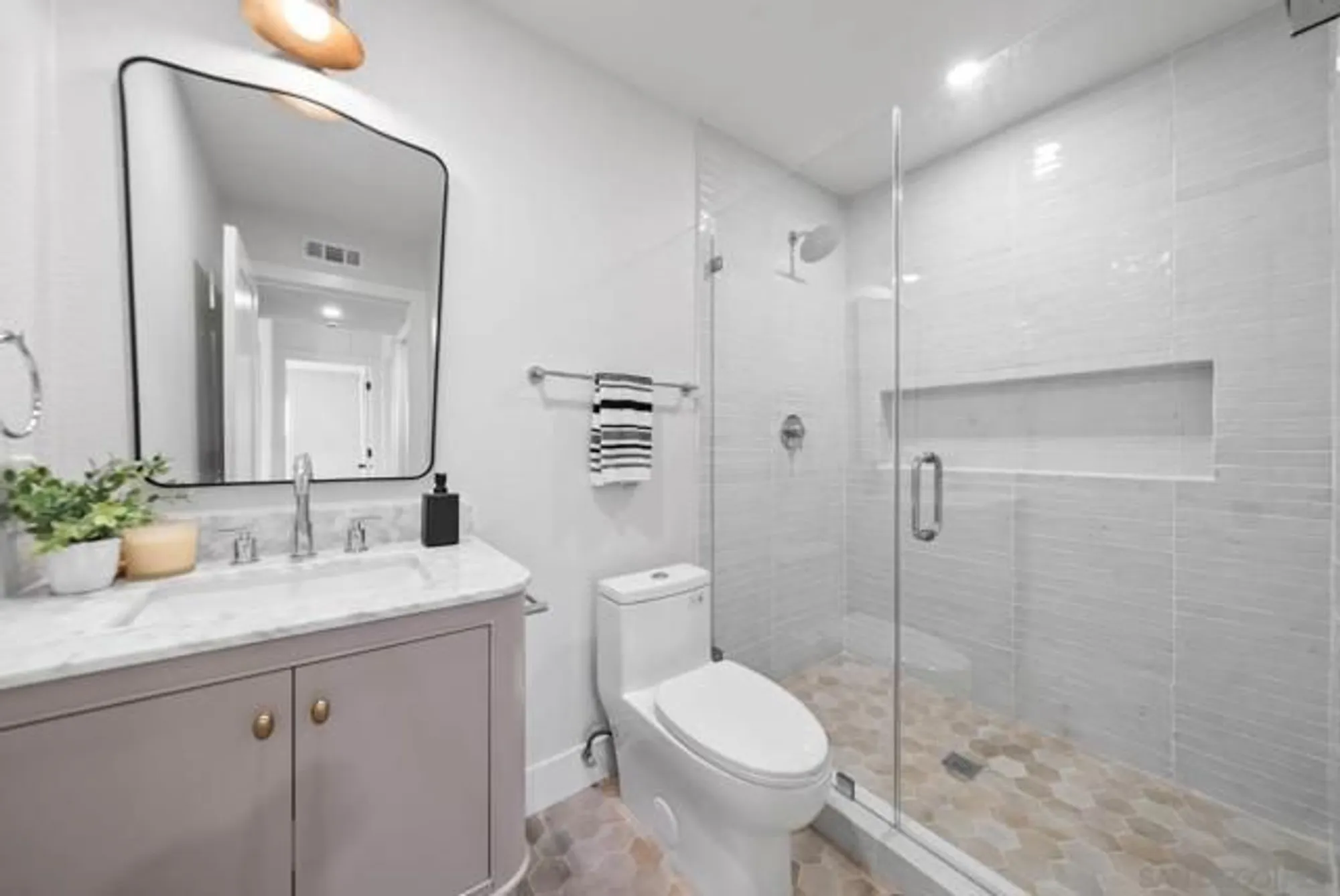 Property Slideshow image 19 of 30 | 4737 galicia way, Oceanside, CA, 92056