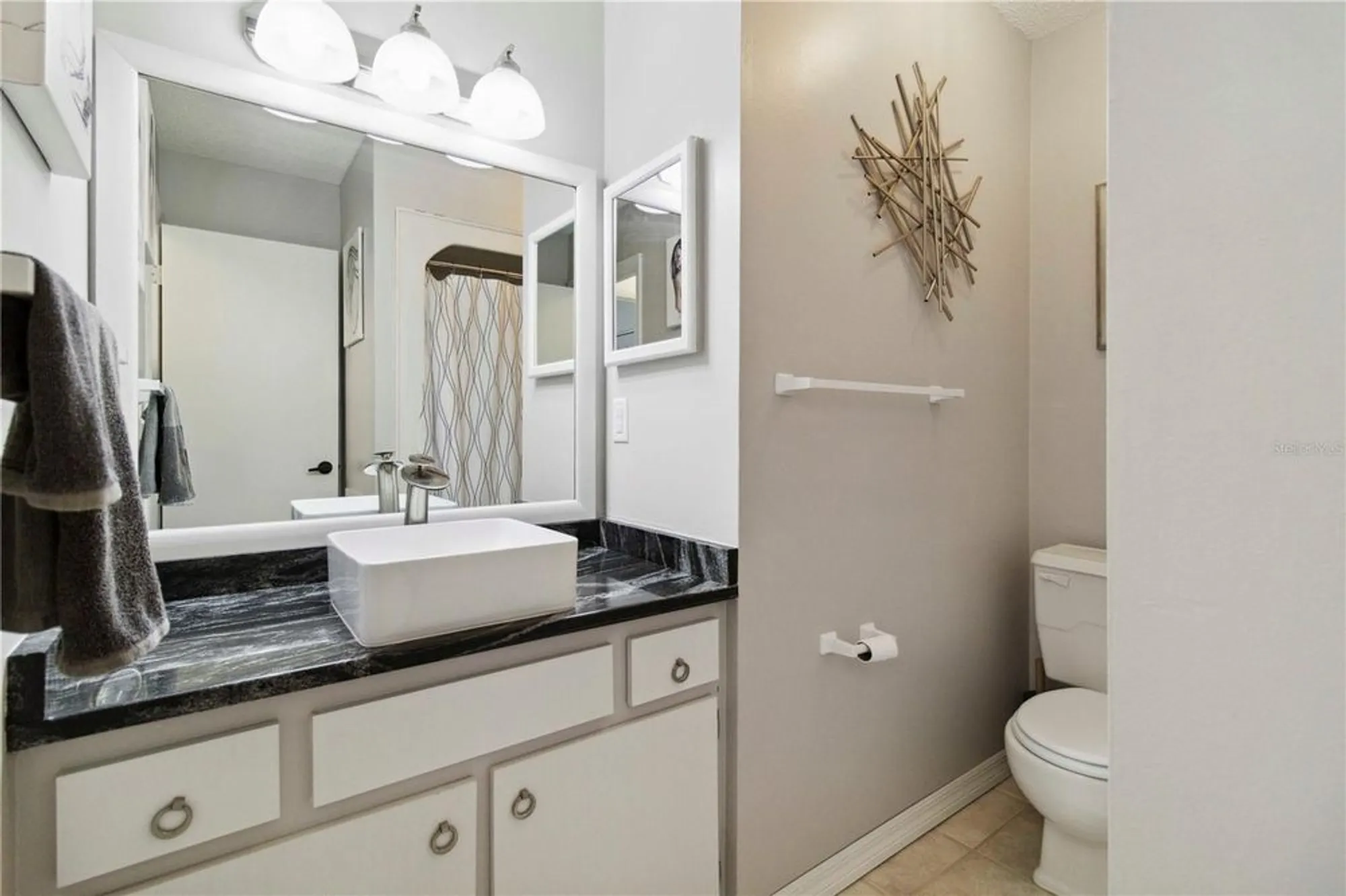 Property Slideshow image 12 of 21 | 4549 tippecanoe trl # 20, Sarasota, FL, 34233