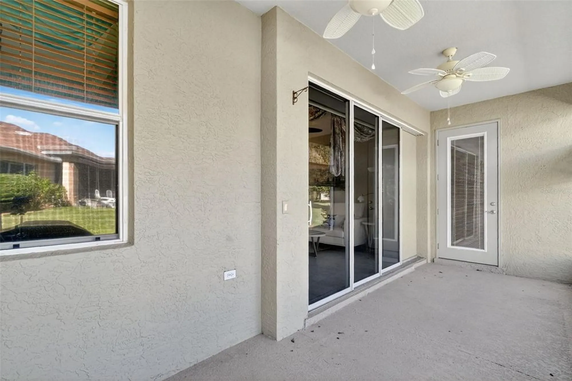 Property Slideshow image 23 of 30 | 26712 augusta springs cir, Leesburg, FL, 34748